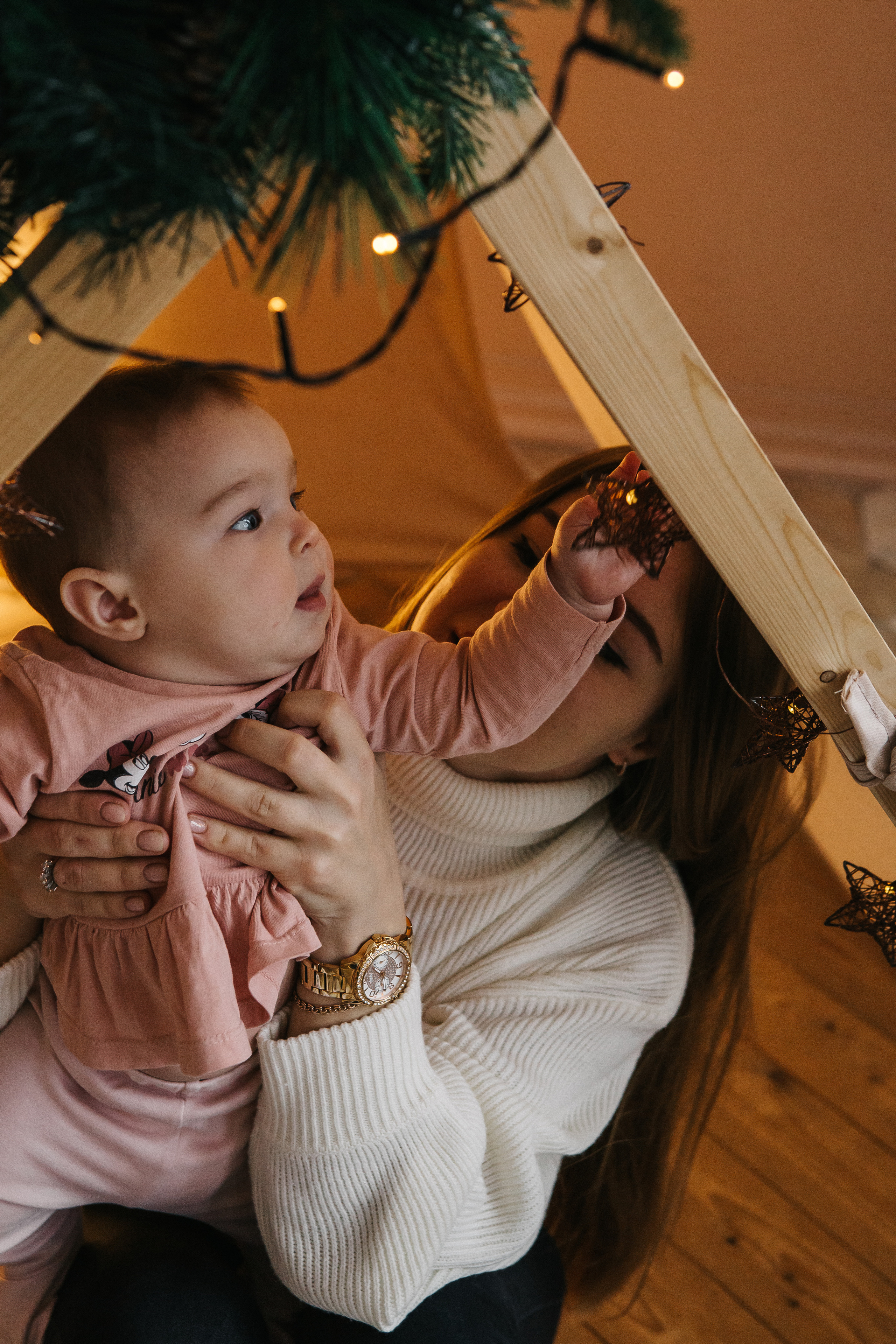 Лена и Карине. Новогодняя съемка. Семейный фотограф в Калининграде Анастасия Юрина