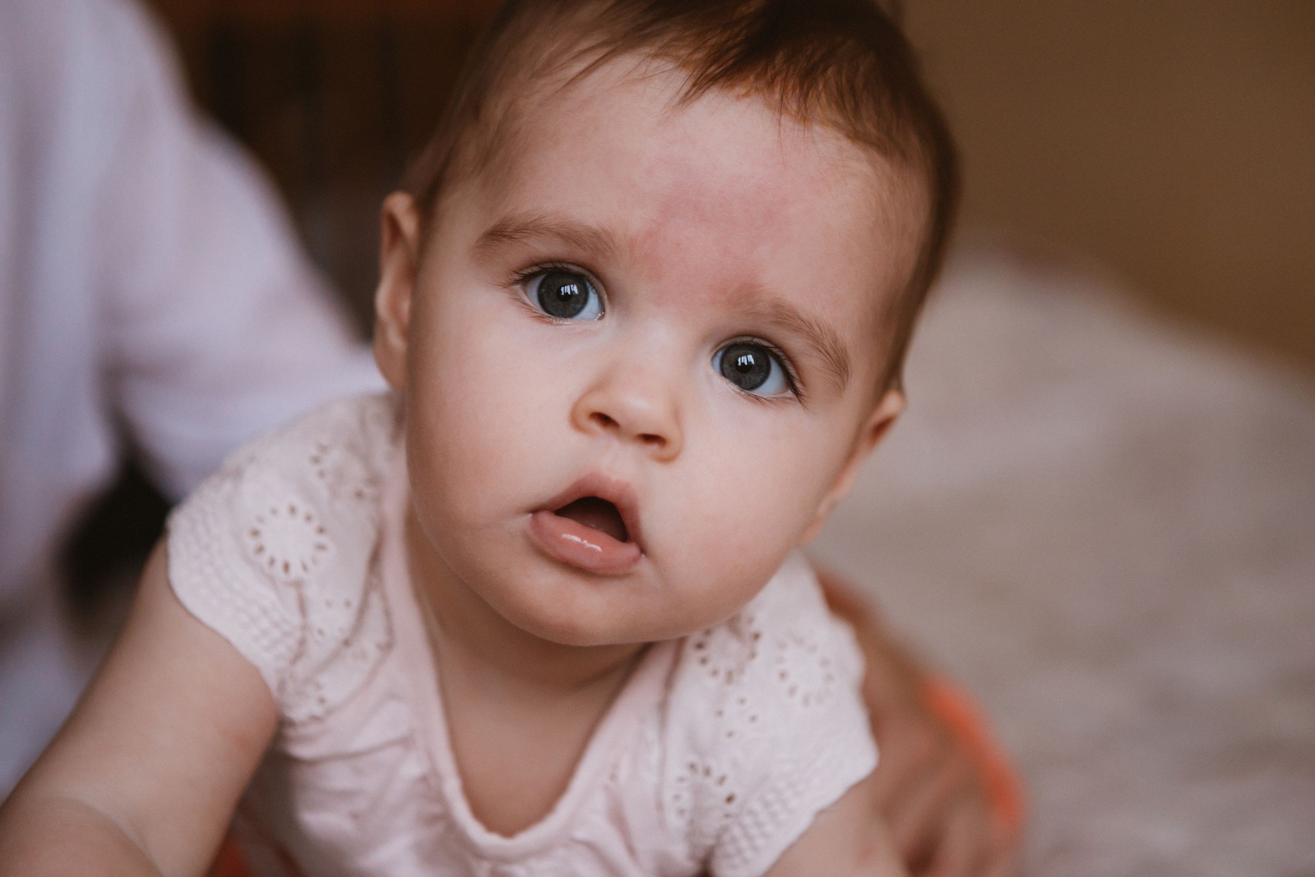 Настя и Ульяна. Домашняя фотосессия мамы и дочки. Семейный фотограф в Калининграде Анастасия Юрина