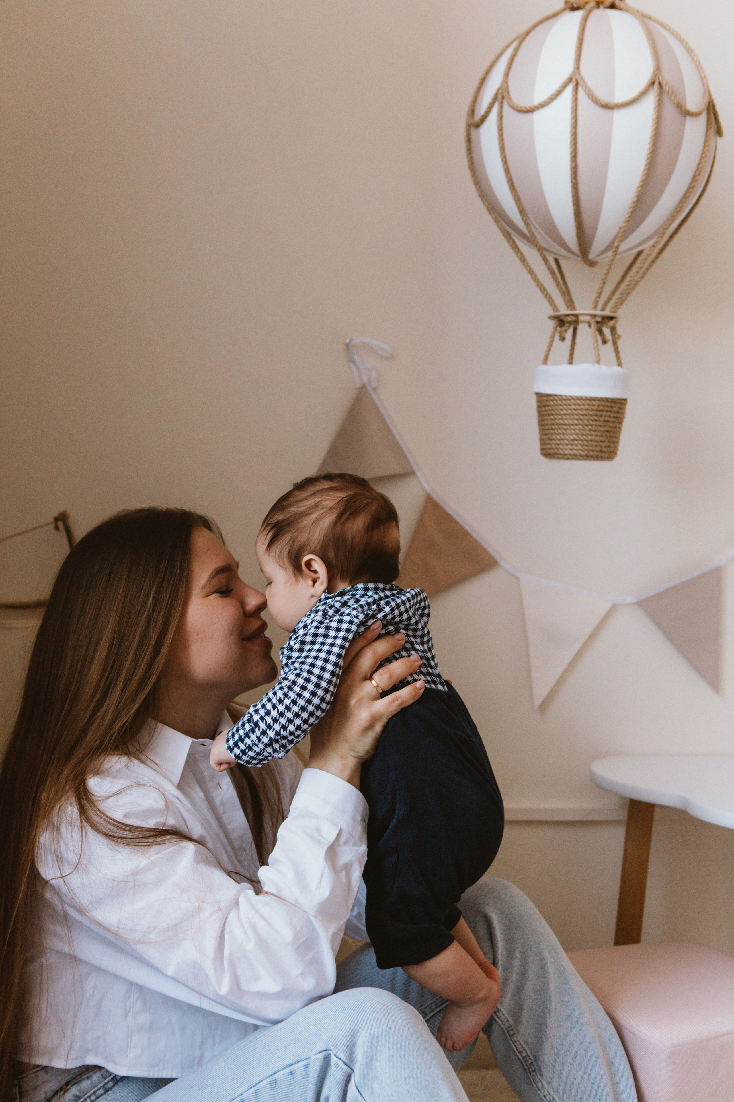 Лена, Карине и Арен. Семейная фотосессия в студии. Семейный фотограф в Калининграде Анастасия Юрина