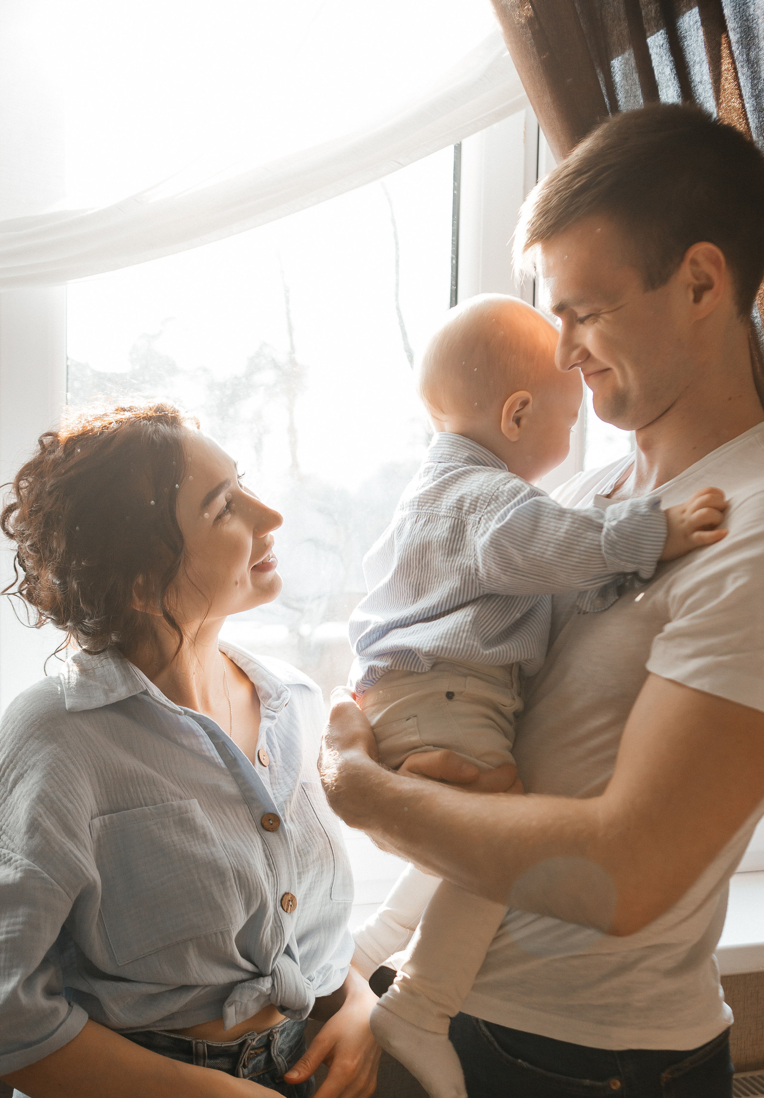 Максим, Ира и Миша. Домашняя фотосессия. Семейный фотограф в Калининграде Анастасия Юрина