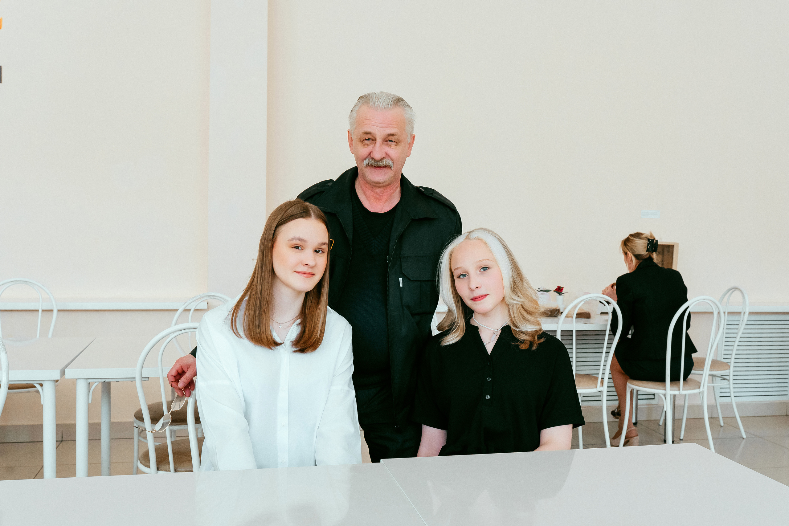 Групповая фотосессия для коллектива. Фотограф Ким Наталья в Красноярске