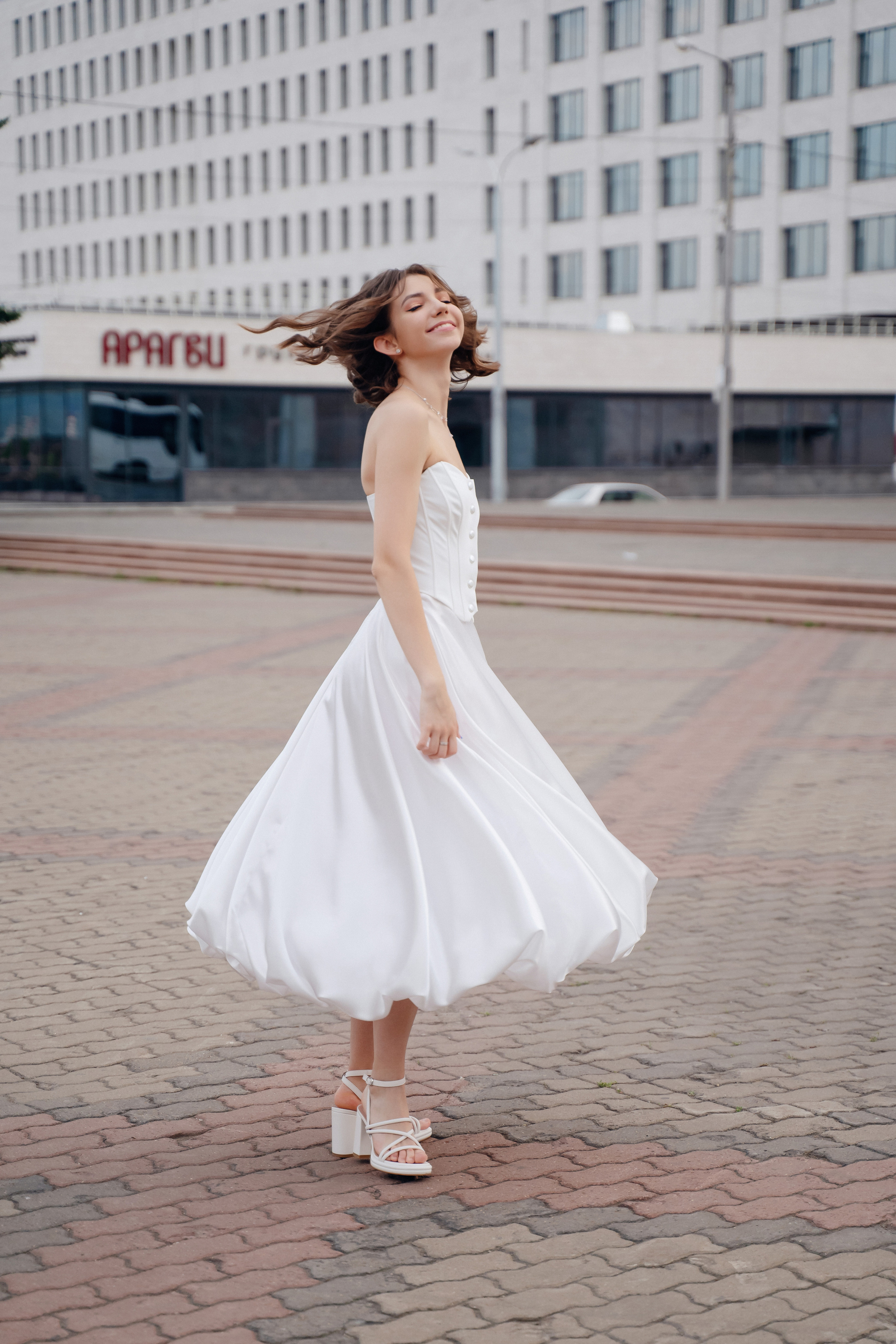 Фотопрогулка для выпускников. Фотограф Ким Наталья в Красноярске