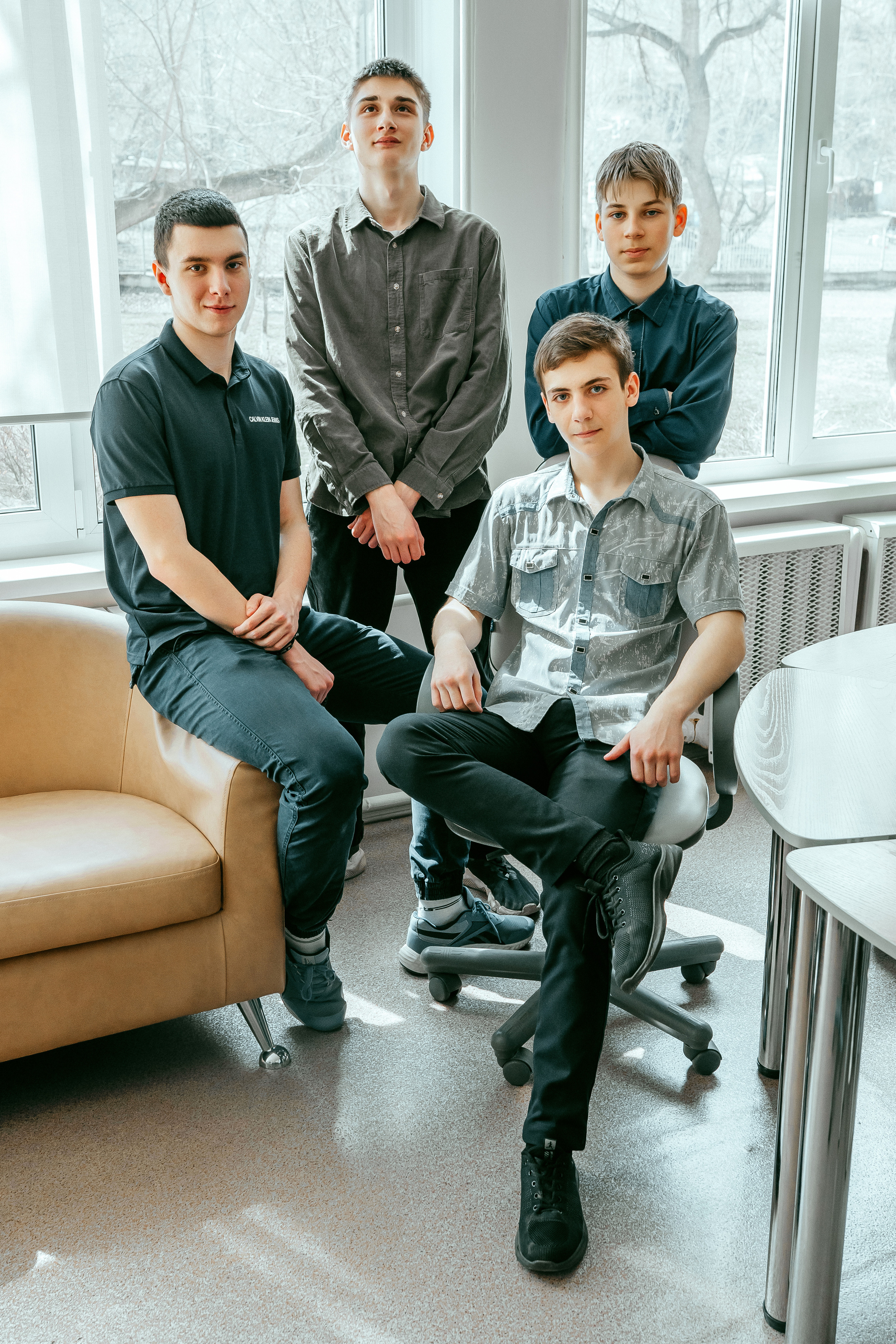 Групповая фотосессия для коллектива. Фотограф Ким Наталья в Красноярске