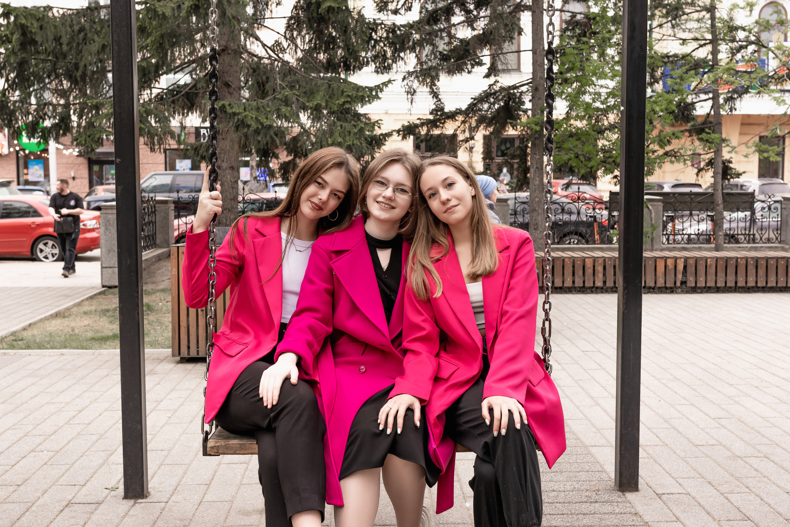 Фотопрогулки для выпускников. Фотограф Ким Наталья в Красноярске