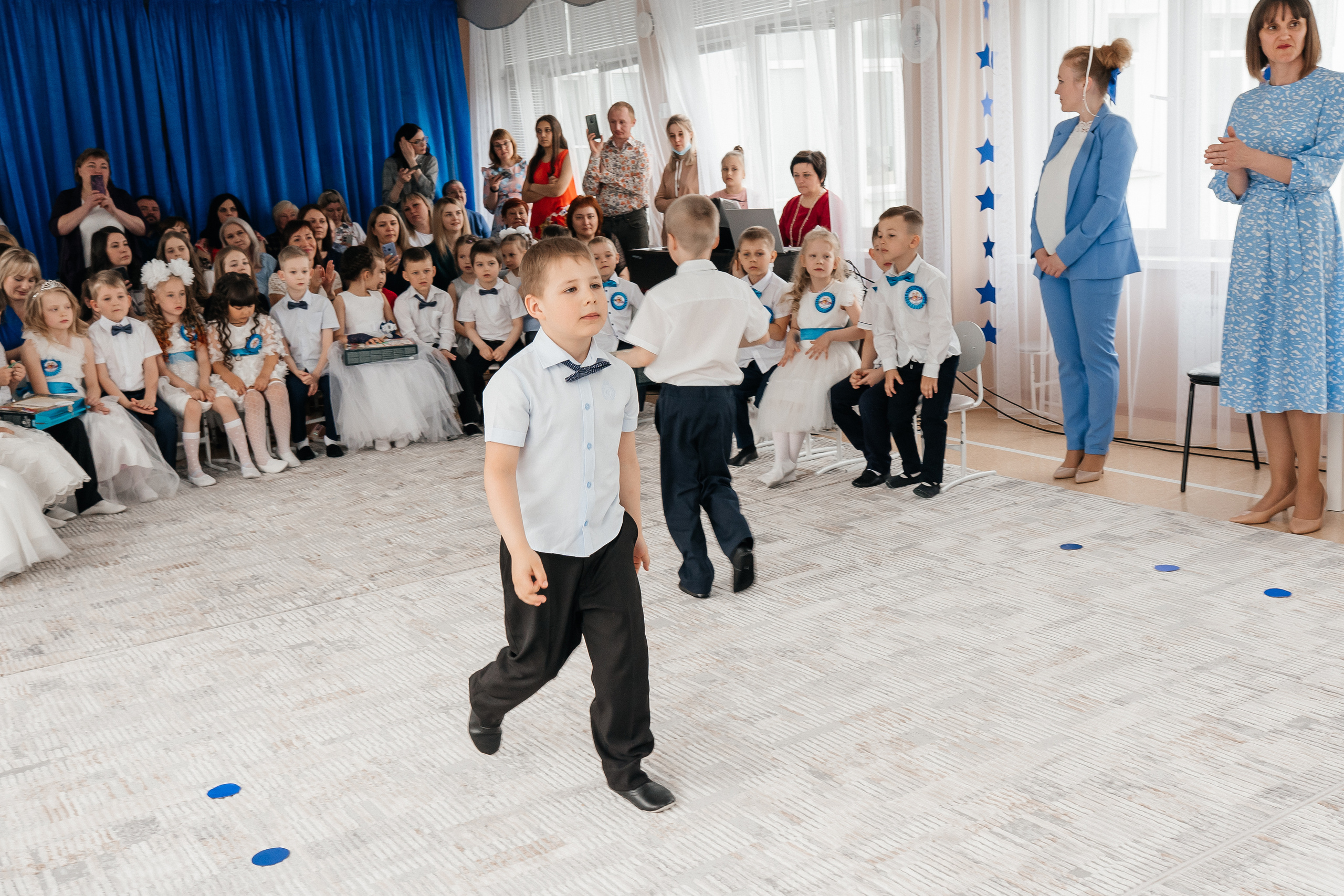 Фотограф на выпускной в детский сад. Фотограф Ким Наталья в Красноярске