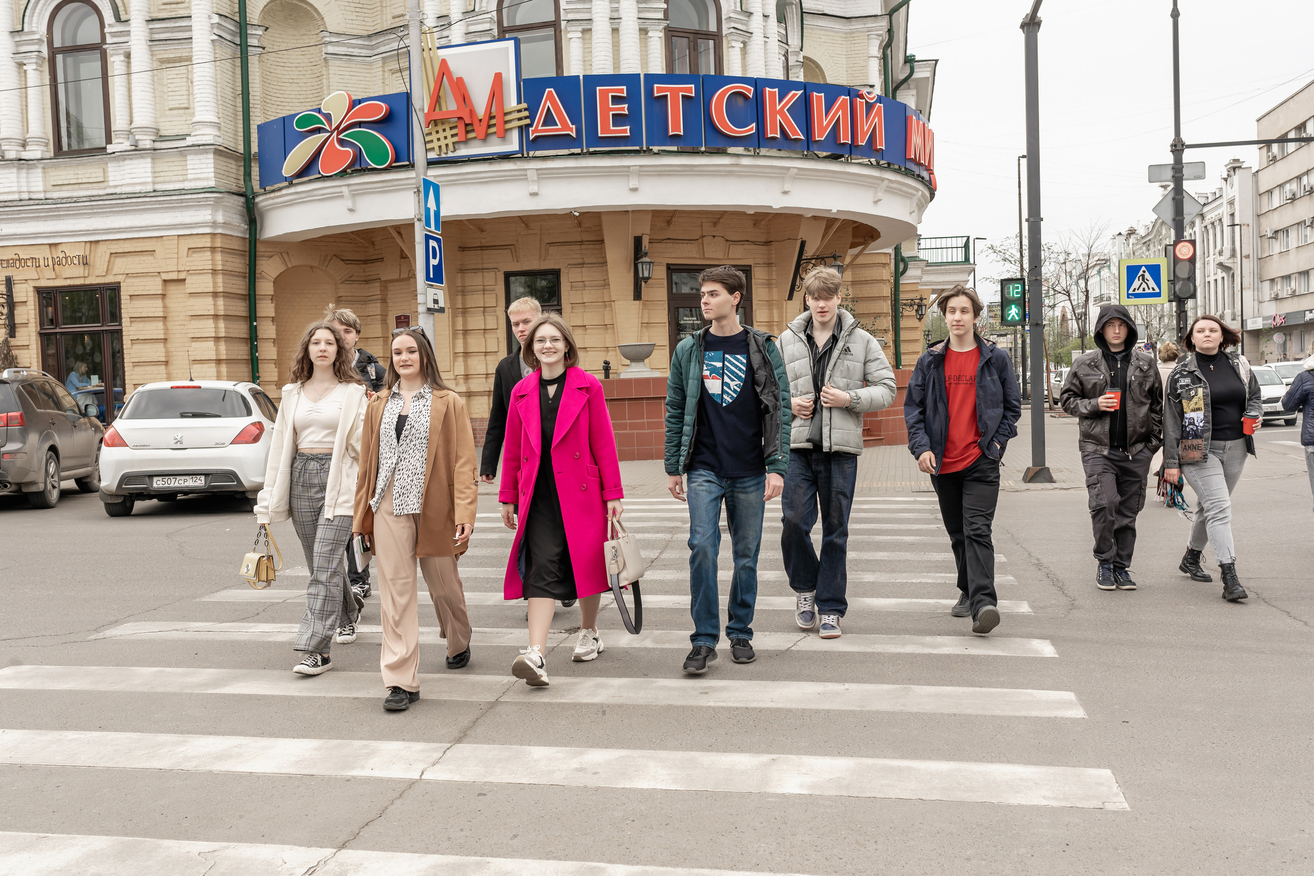 Фотопрогулки для выпускников. Фотограф Ким Наталья в Красноярске