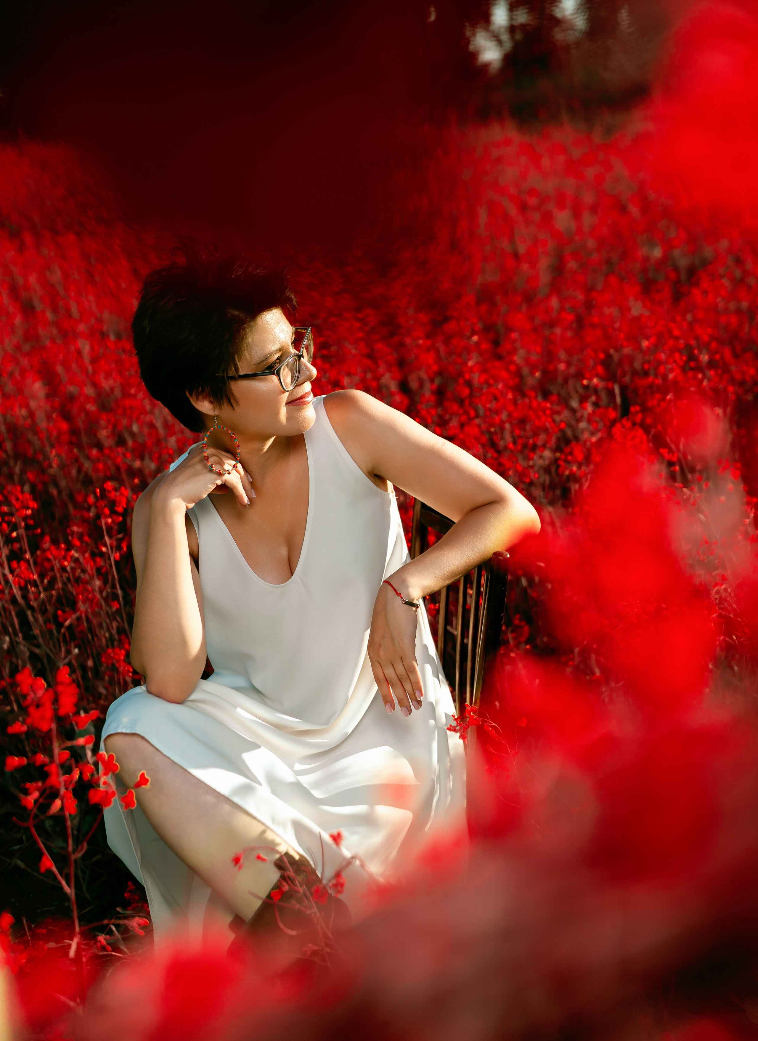 Фотосессия двух подруг в поле. Фотограф Ким Наталья в Красноярске