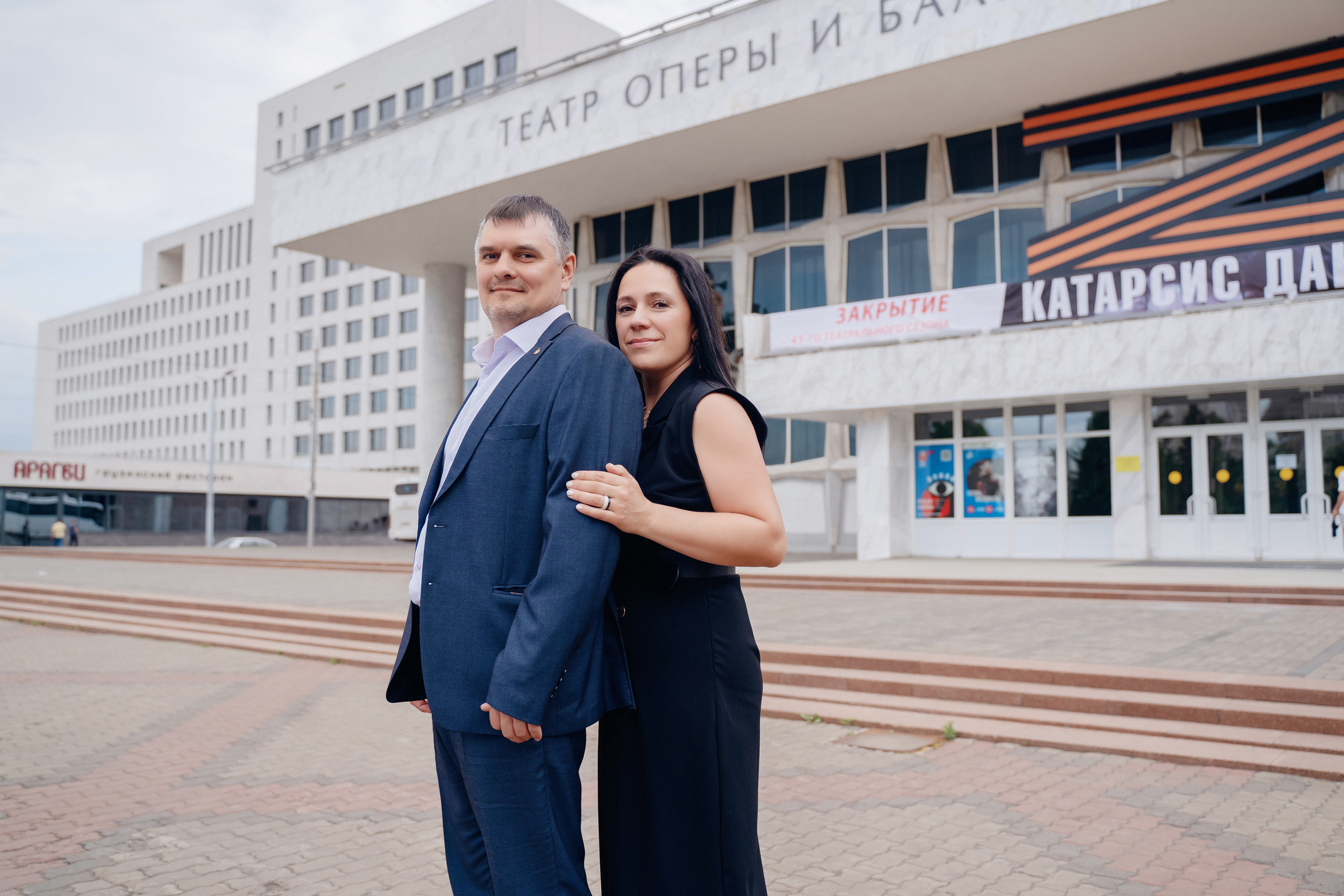 Фотопрогулка для выпускников. Фотограф Ким Наталья в Красноярске