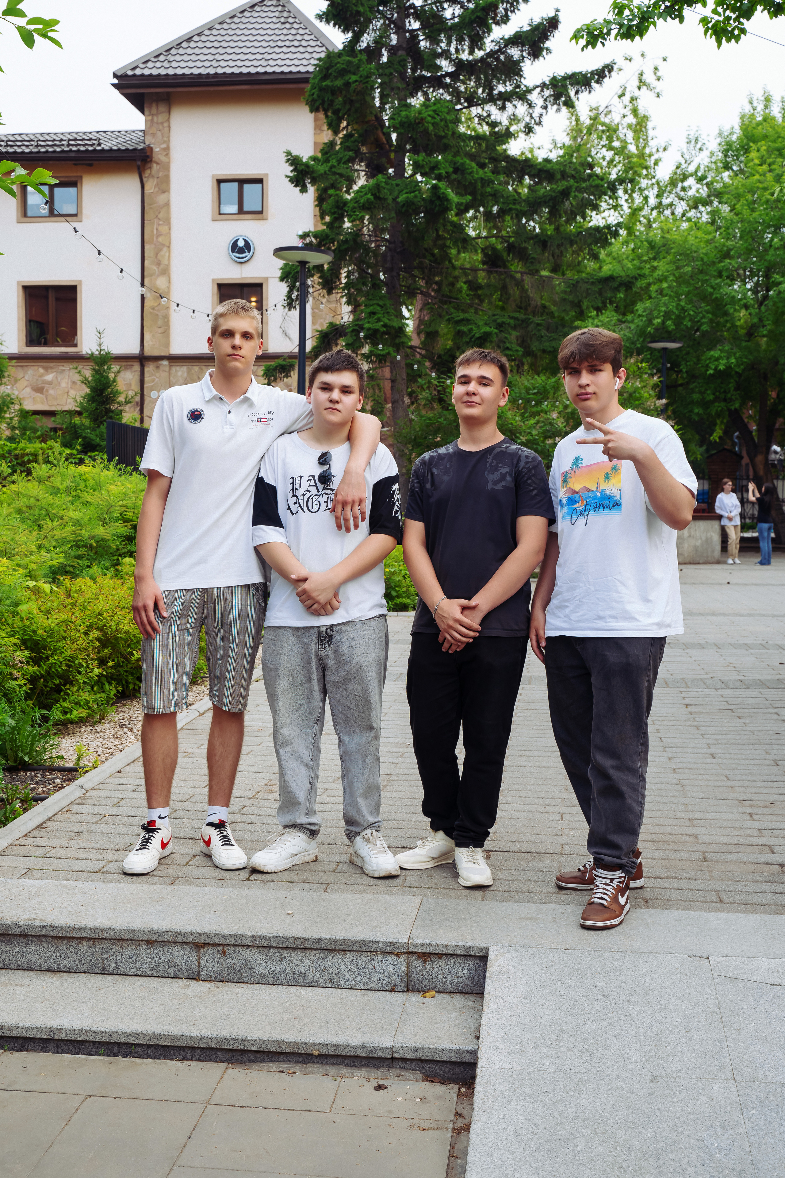 Выпускные альбомы. Фотограф Ким Наталья в Красноярске