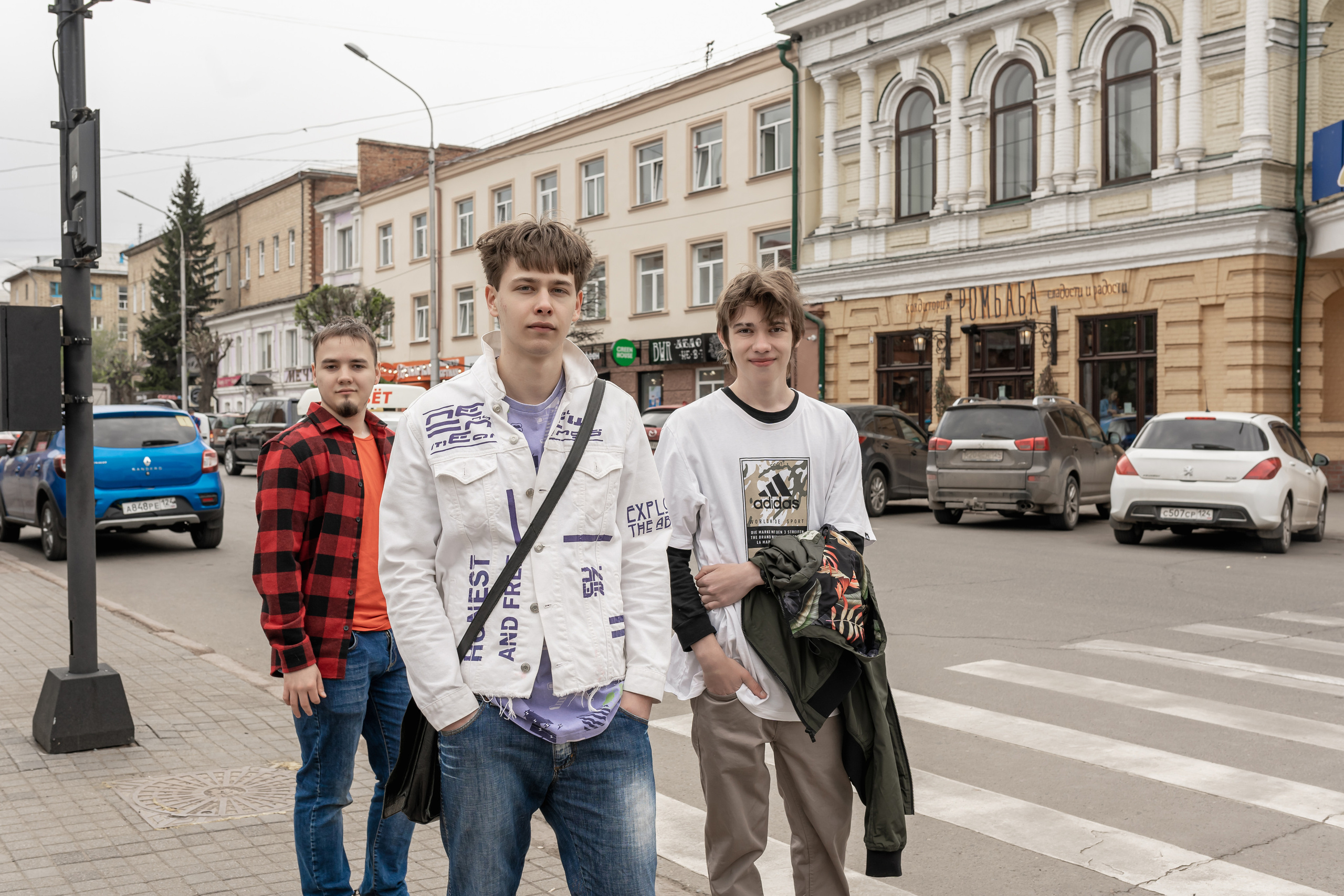 Фотопрогулки для выпускников. Фотограф Ким Наталья в Красноярске