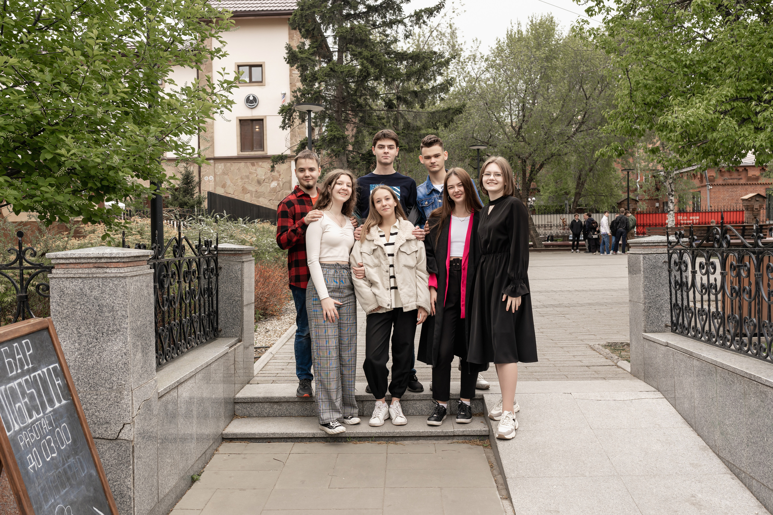 Фотопрогулки для выпускников. Фотограф Ким Наталья в Красноярске