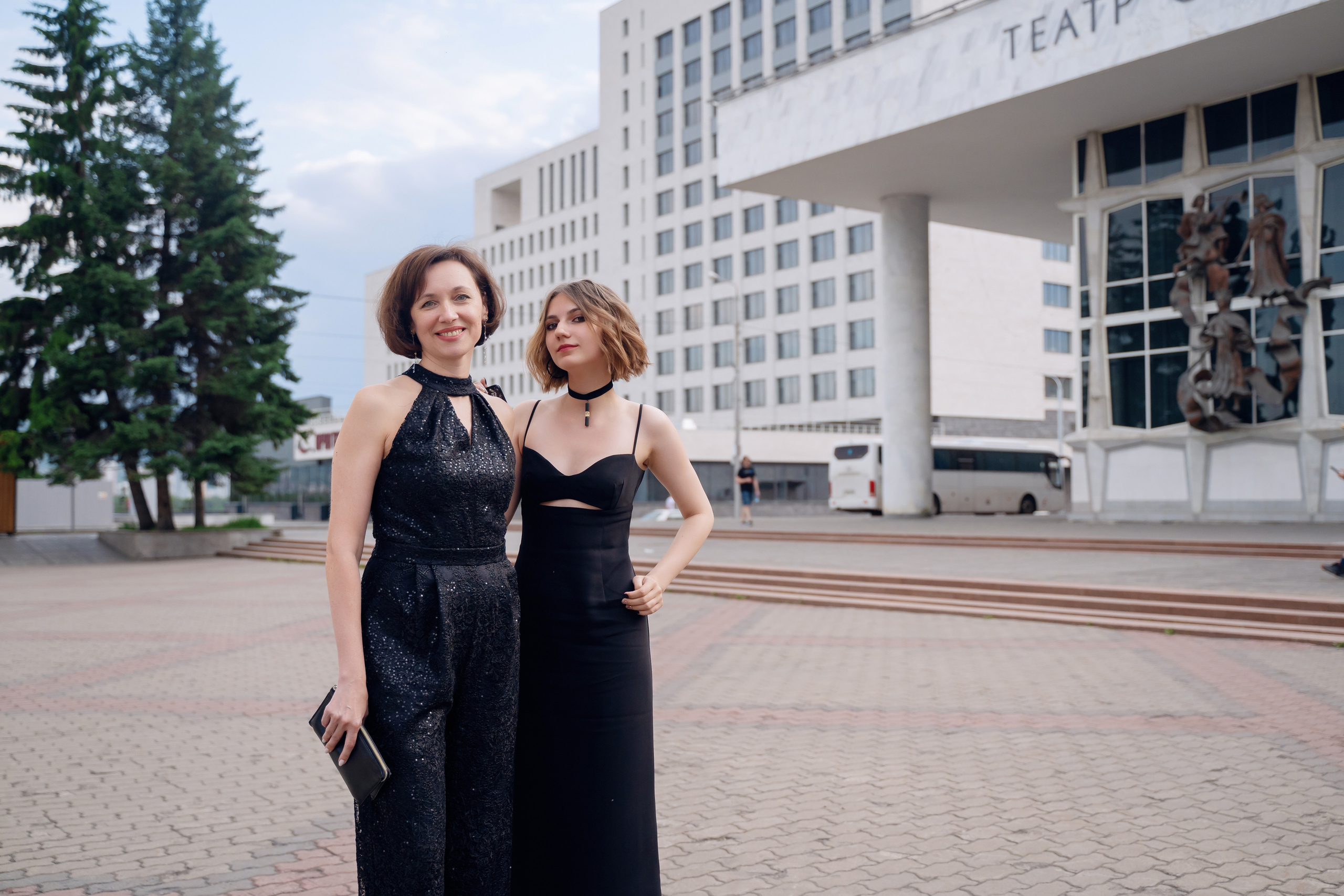 Фотопрогулка для выпускников. Фотограф Ким Наталья в Красноярске