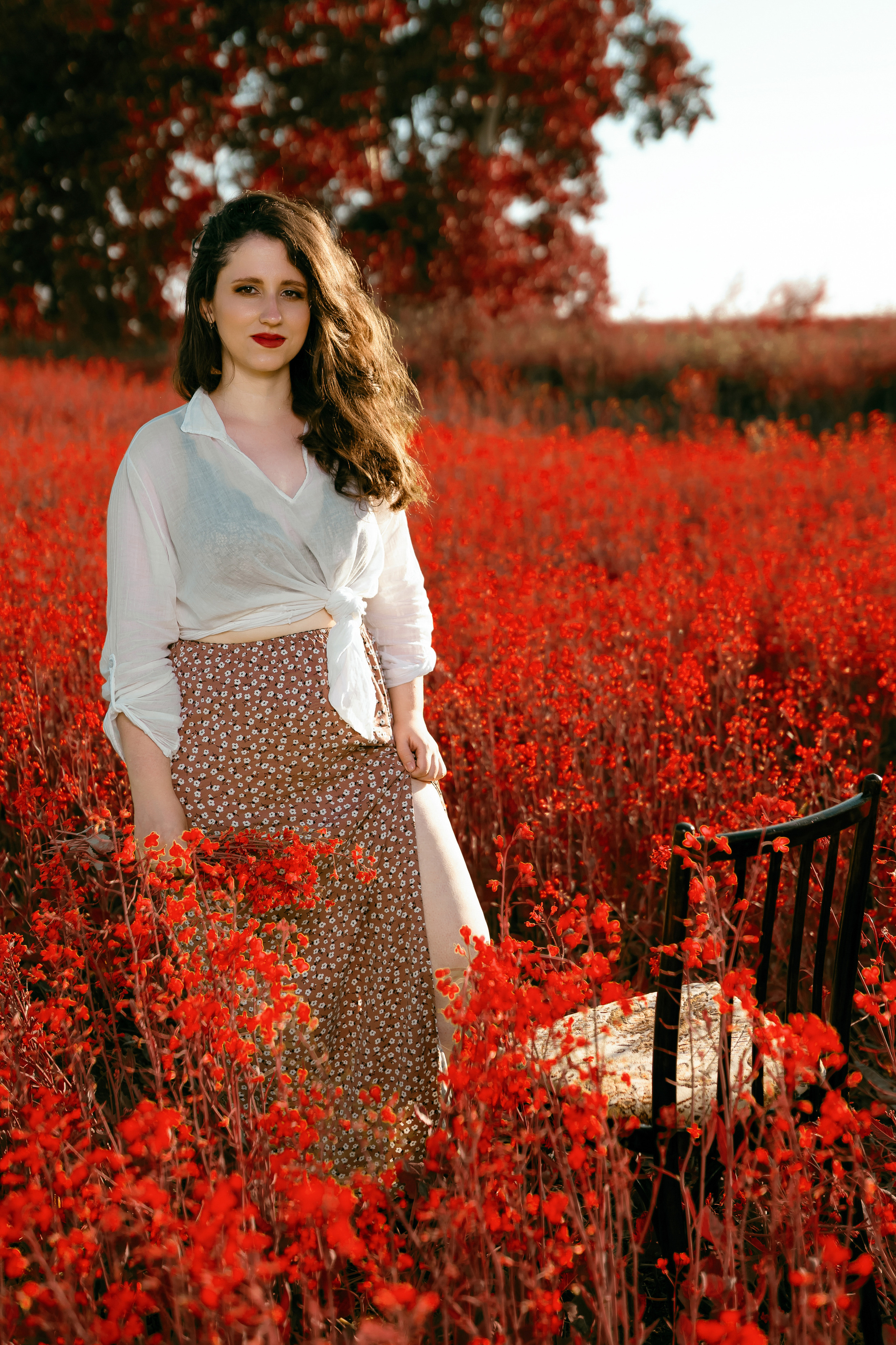 Фотосессия двух подруг в поле. Фотограф Ким Наталья в Красноярске