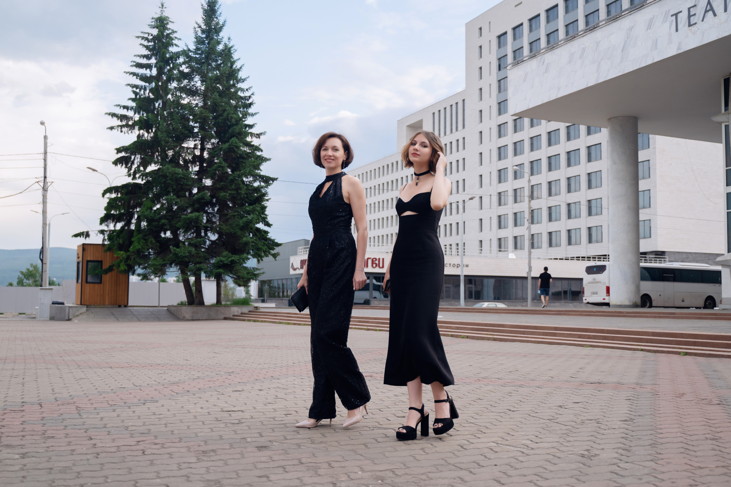 Фотопрогулка для выпускников. Фотограф Ким Наталья в Красноярске