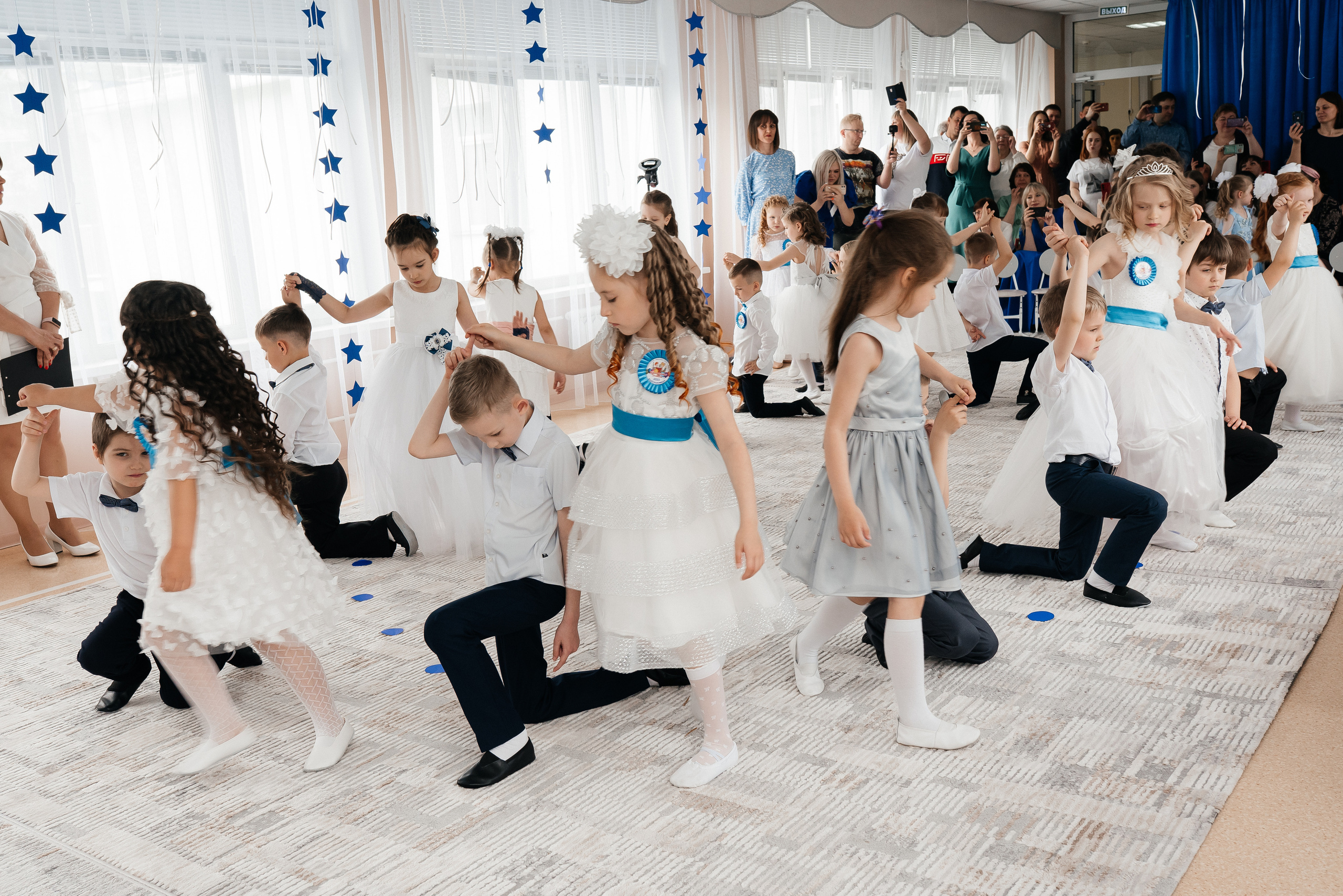 Фотограф на выпускной в детский сад. Фотограф Ким Наталья в Красноярске