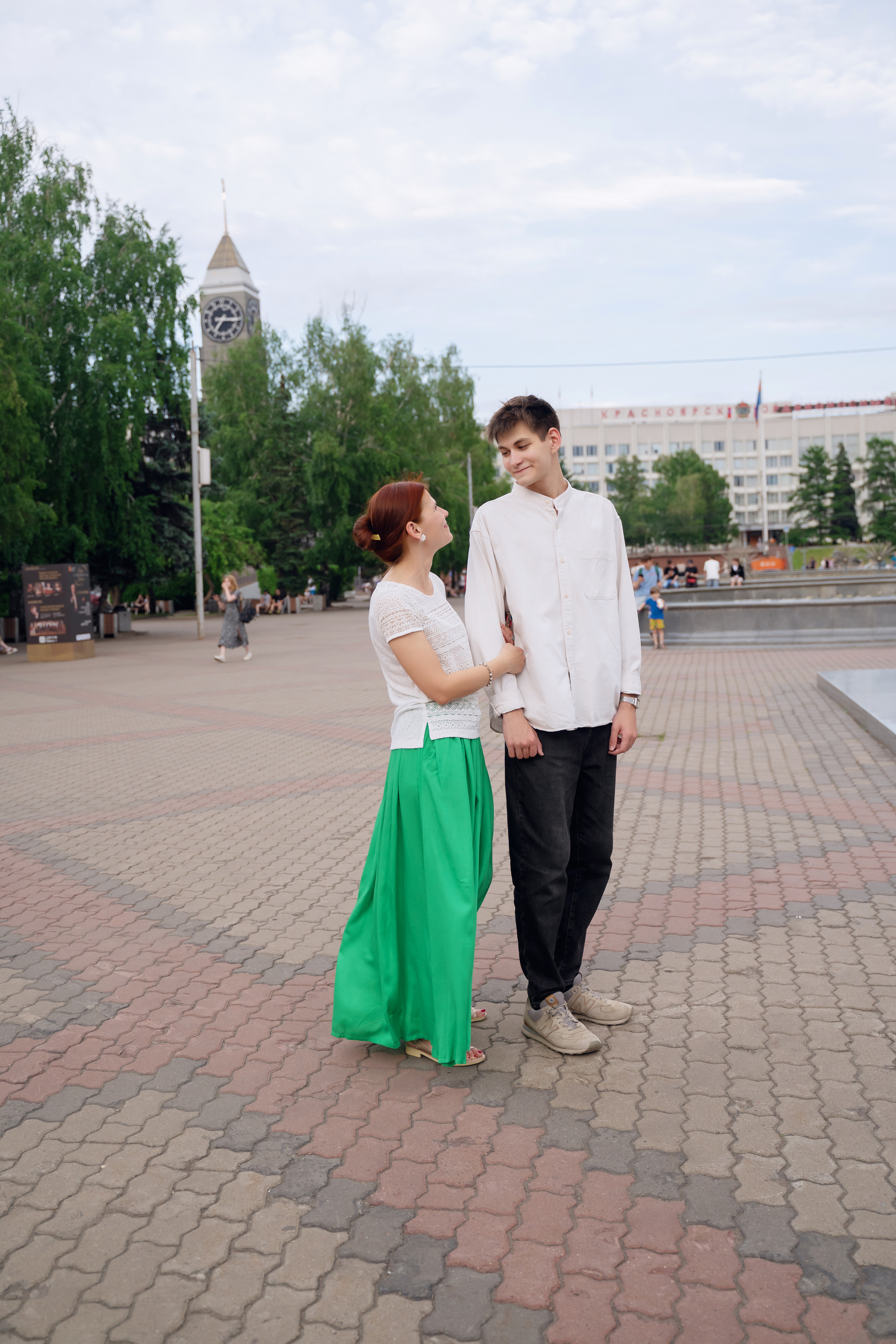 Фотопрогулка для выпускников. Фотограф Ким Наталья в Красноярске