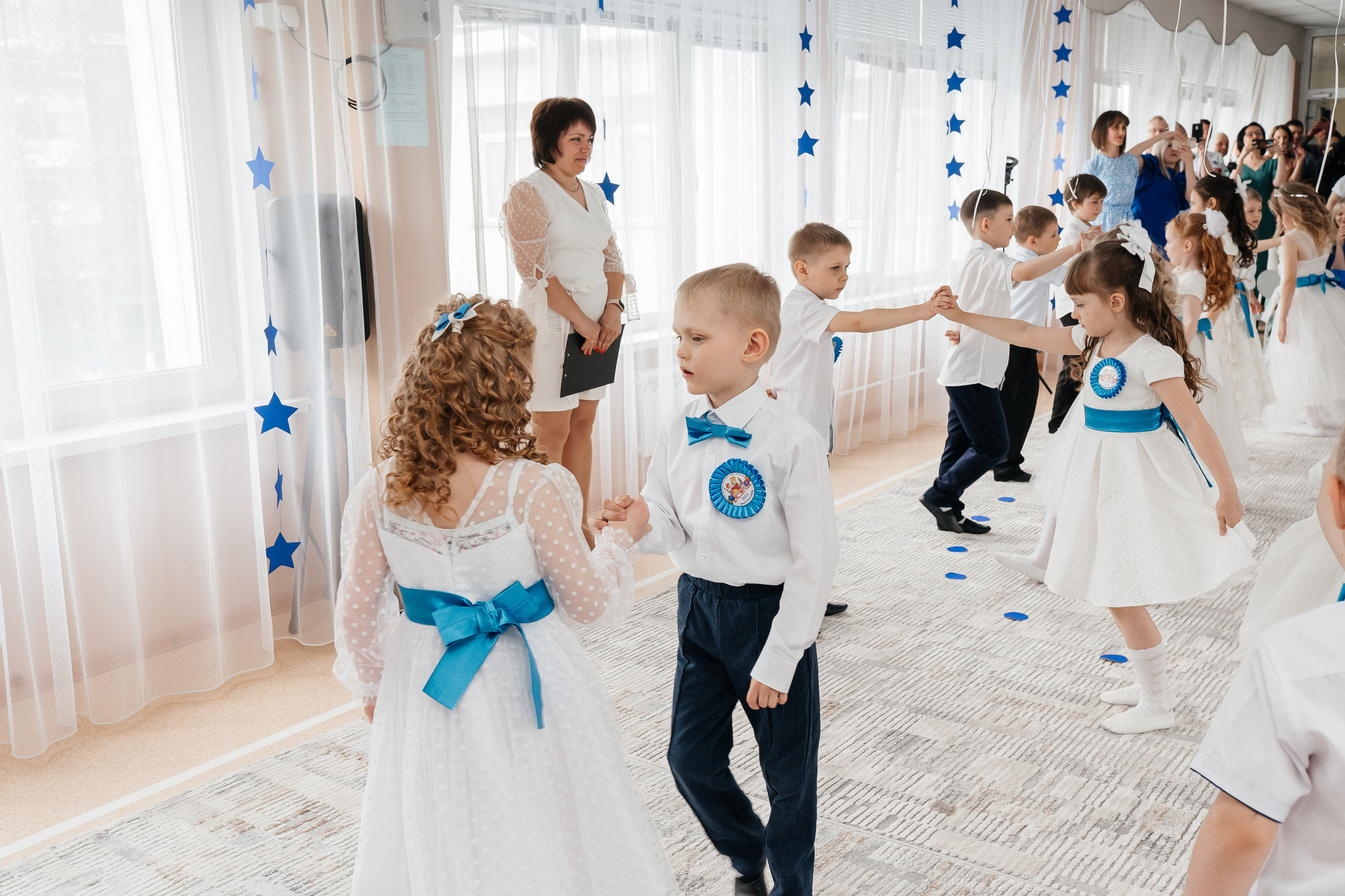 Фотограф на выпускной в детский сад. Фотограф Ким Наталья в Красноярске