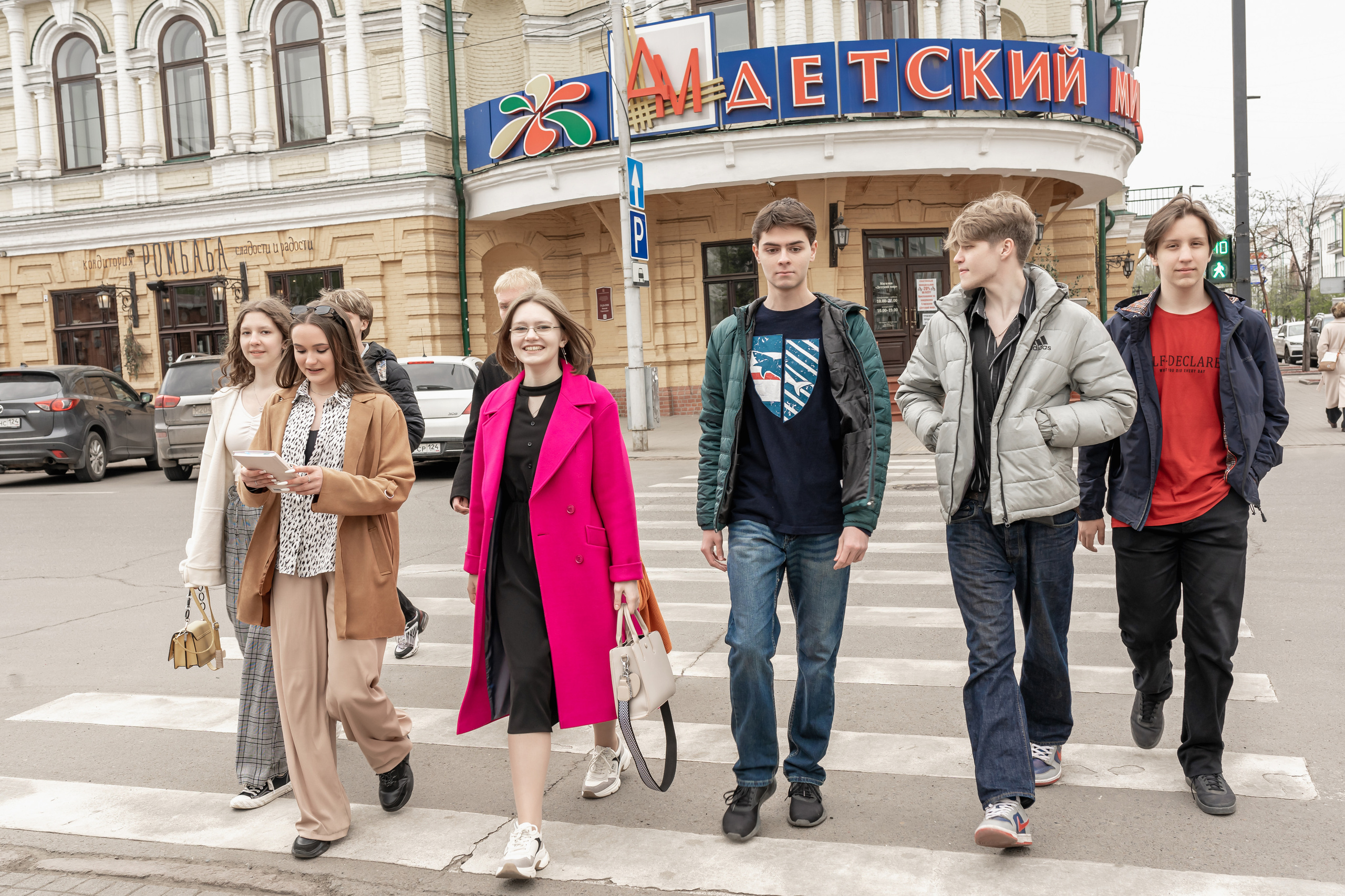 Фотопрогулки для выпускников. Фотограф Ким Наталья в Красноярске