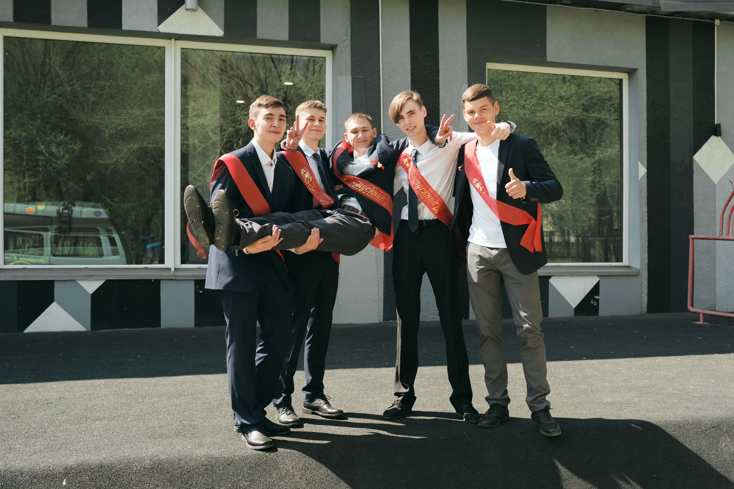 Фотограф на последний звонок. Фотограф Ким Наталья в Красноярске