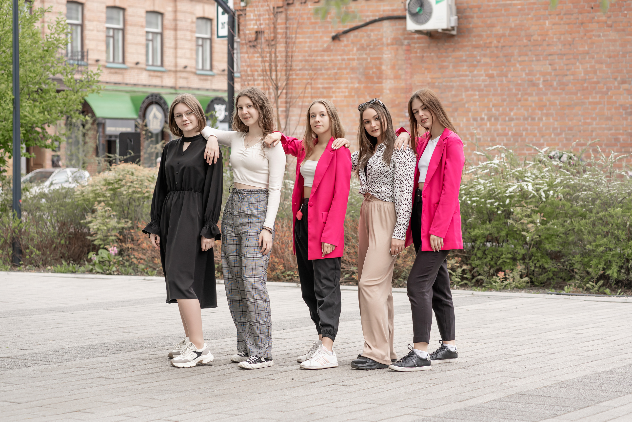 Фотопрогулки для выпускников. Фотограф Ким Наталья в Красноярске