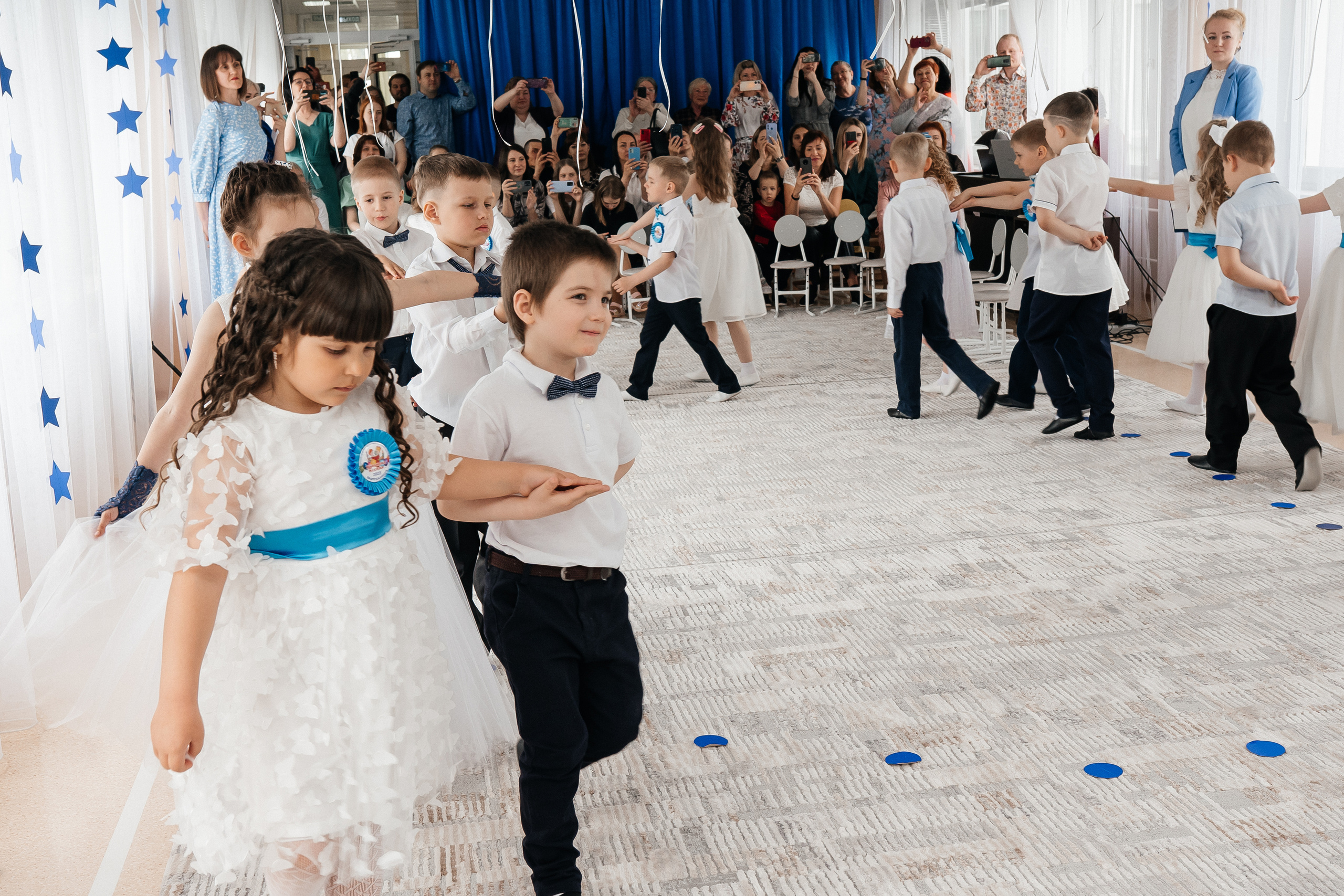 Фотограф на выпускной в детский сад. Фотограф Ким Наталья в Красноярске