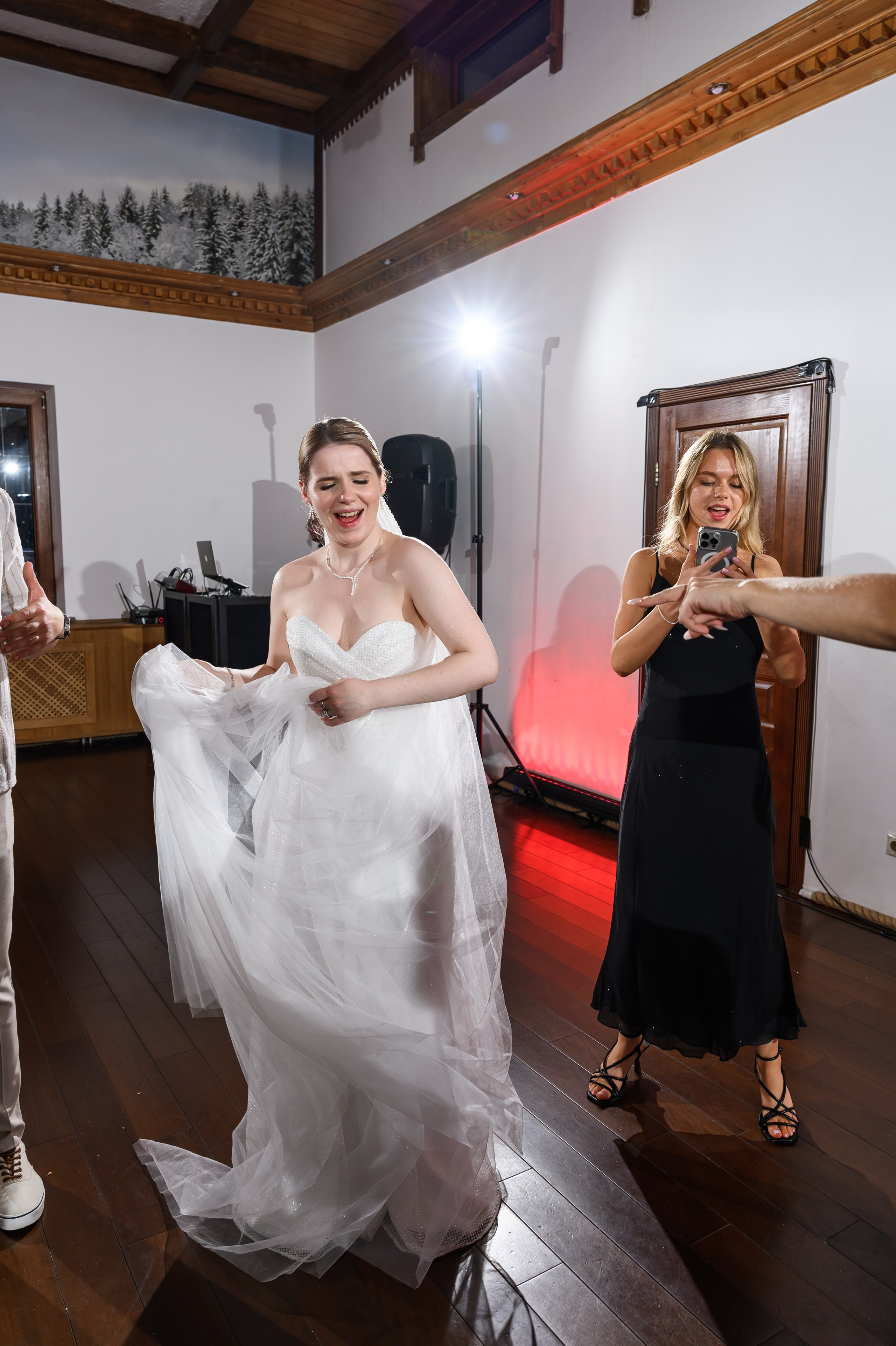 Свадебная фотосессия Банкетный зал Замок Монсоро. Свадебный фотограф Москва Юрий Кульман