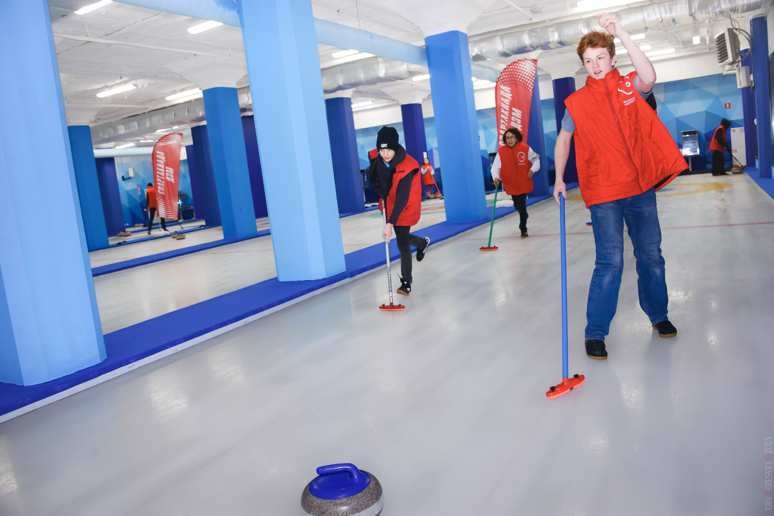 Кёрлинг, детский день рождения, Московский кёрлинг клуб. Ваш фотограф на праздник в Москве, Раменском, Жуковском, Люберцах