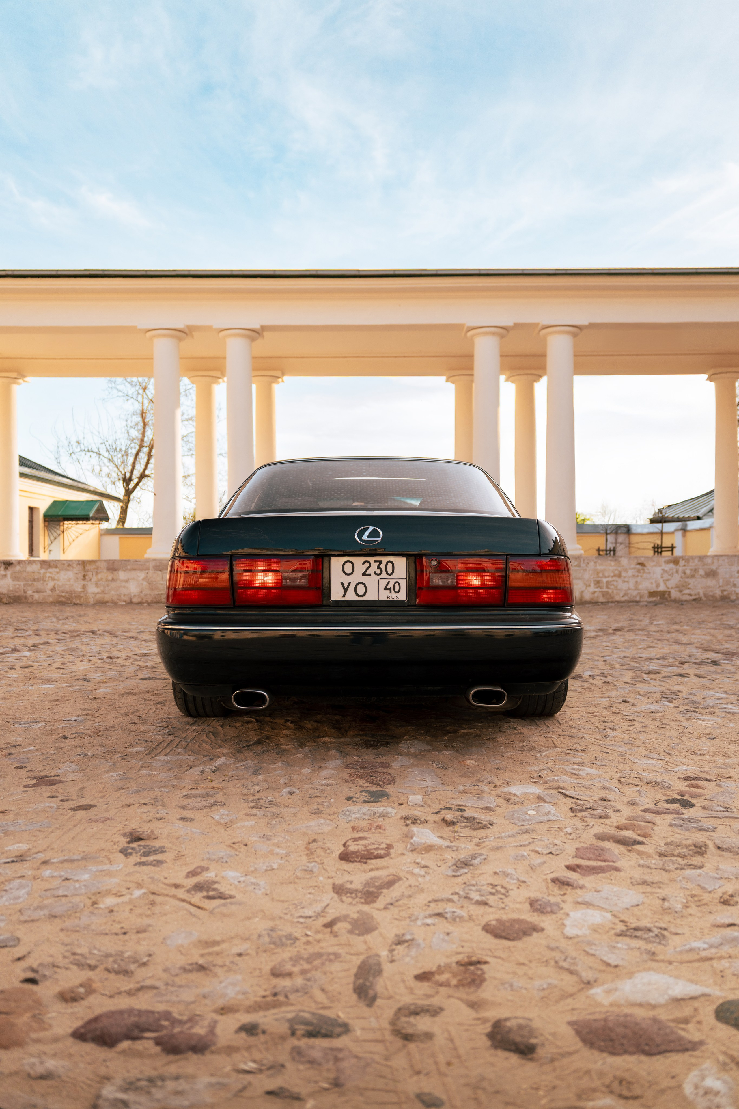 Фотографии Lexus LS400