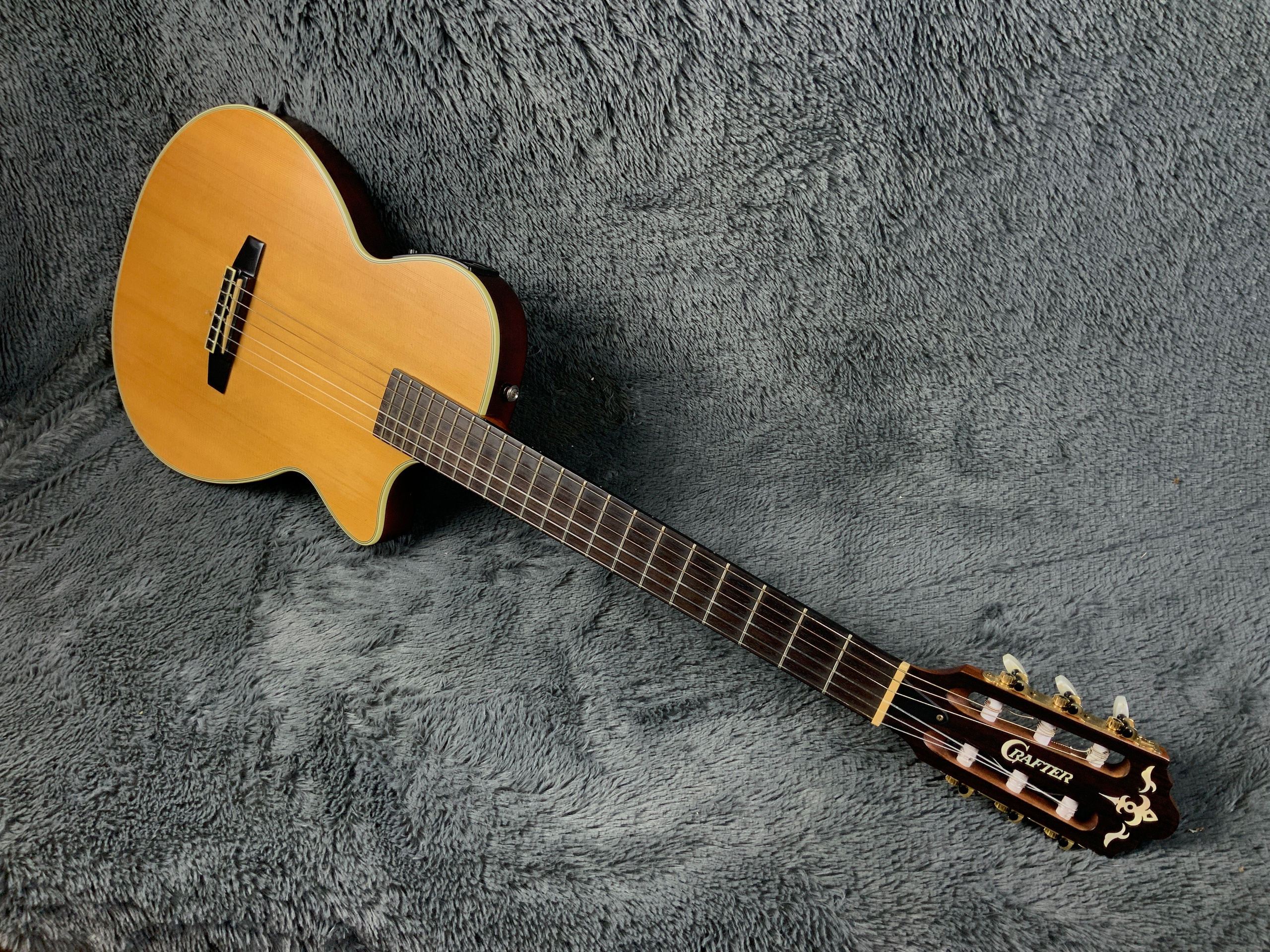 Crafter CT 125 CN Gibson Chet Atkins Epiphone SST