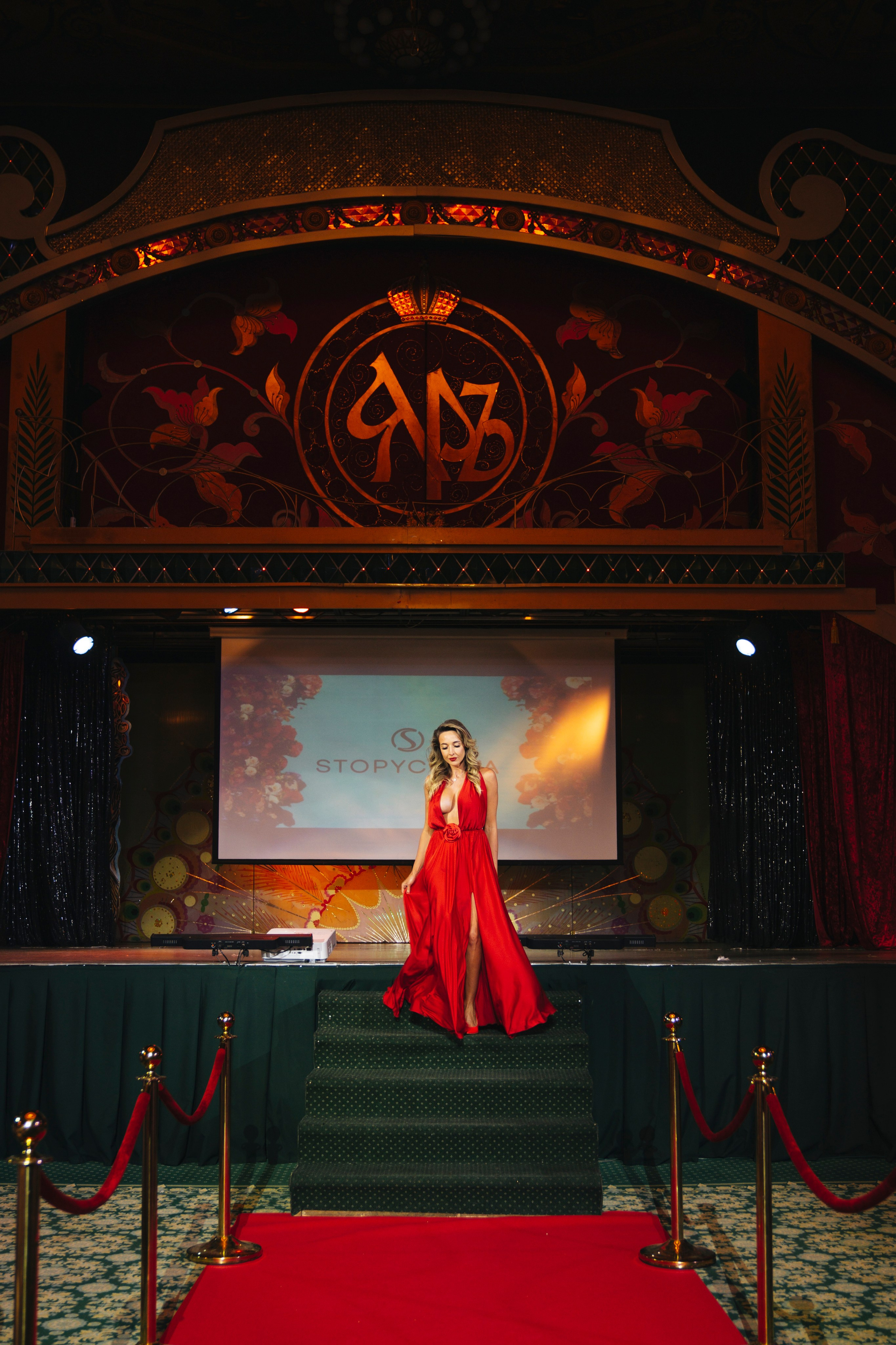 Ресторан Ярь / День рождение QR. Свадебный фотограф в Москве Кристина Чехова