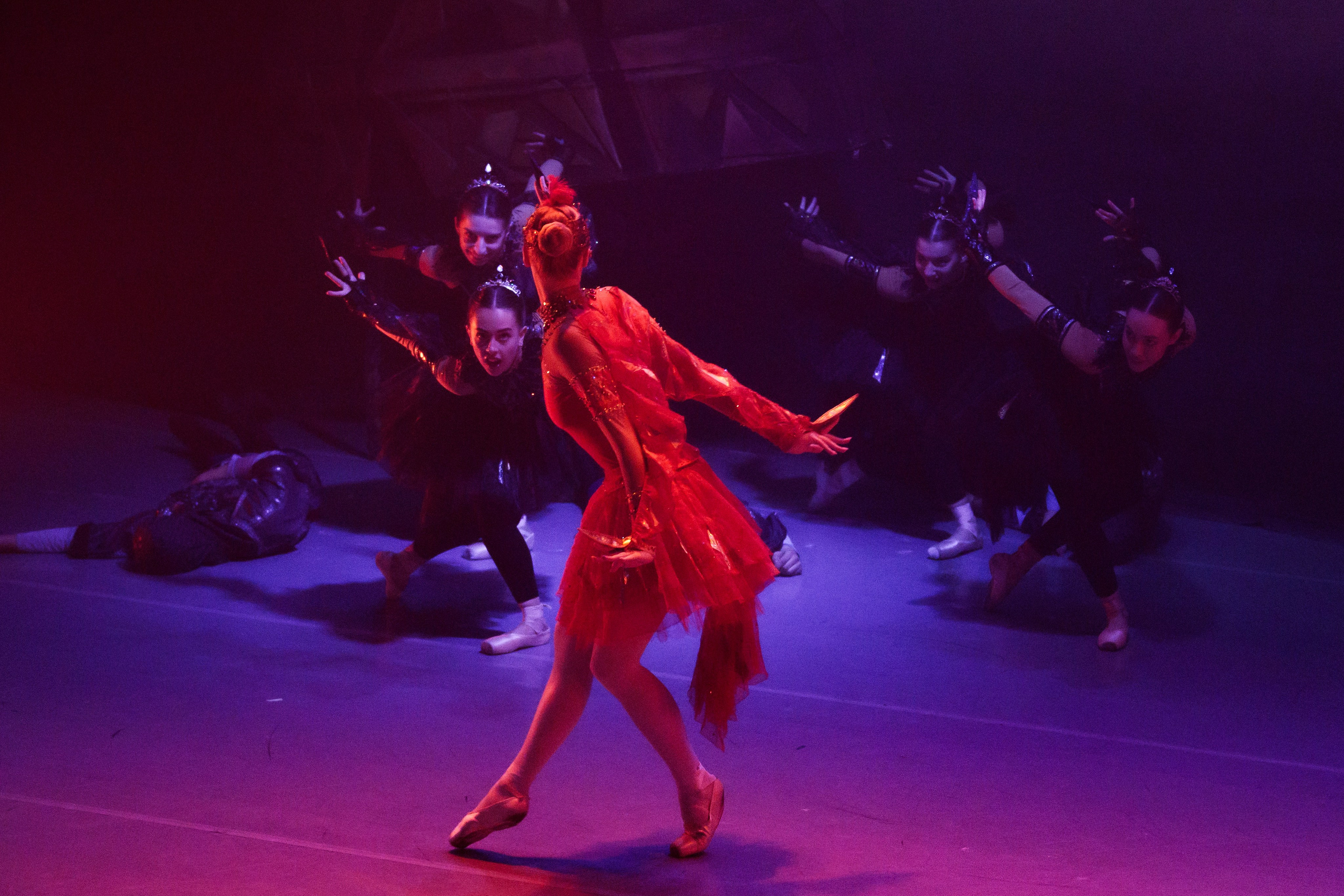 Спектакль «Жар-птица». Художник по свету Максим Сергачев