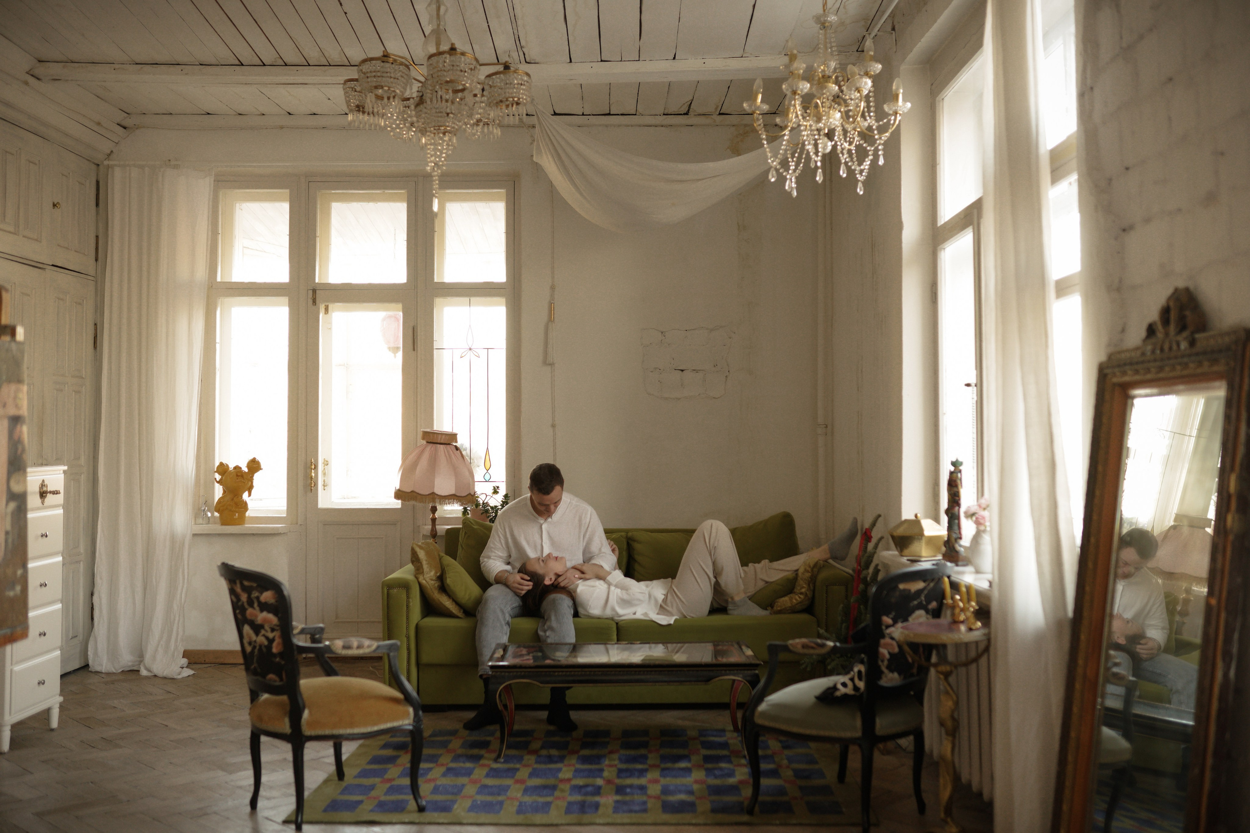 Черное-белое