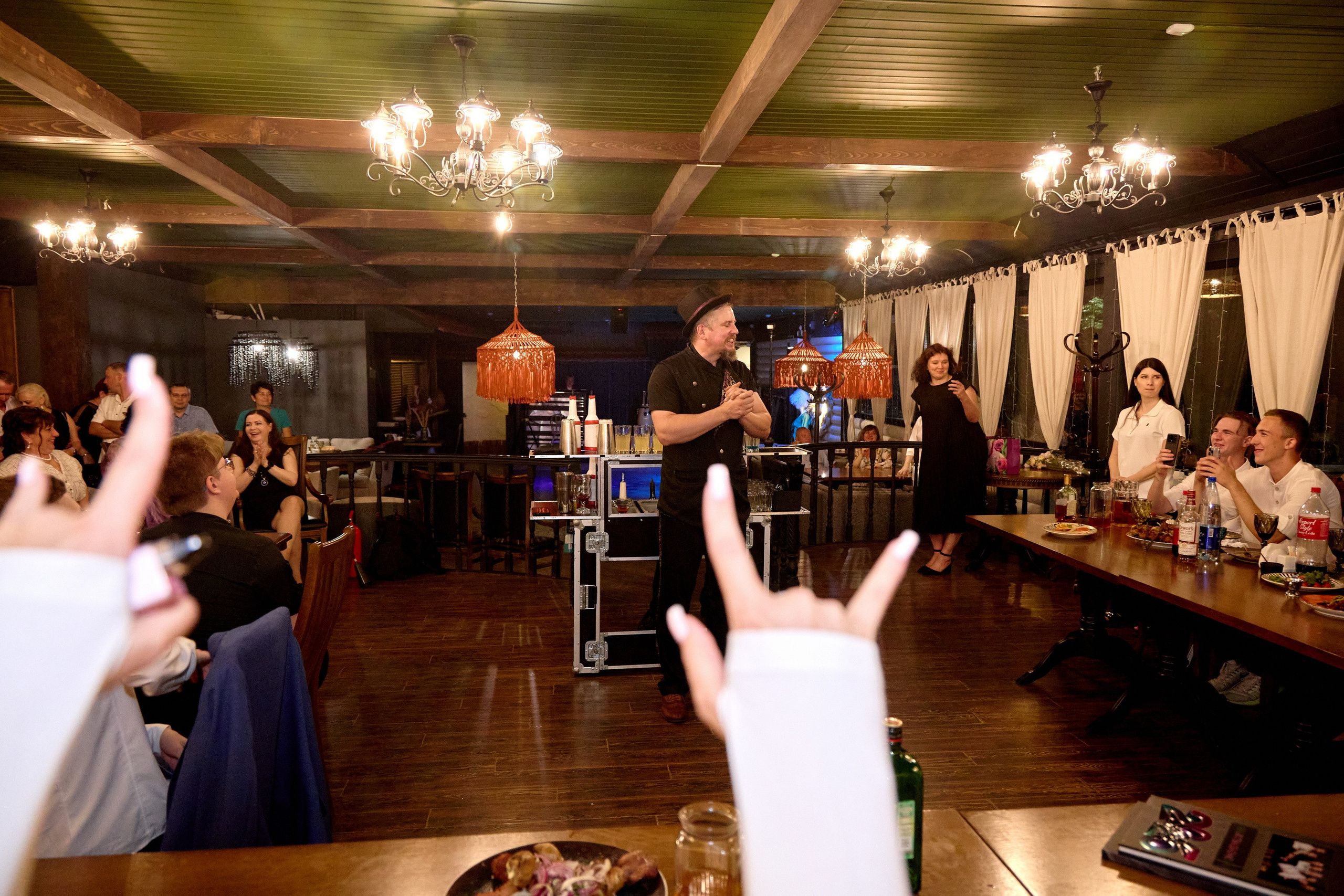 Выпускной 35 Сош. Фотограф Выпускные альбомы Таганрог Сергей Коробченко