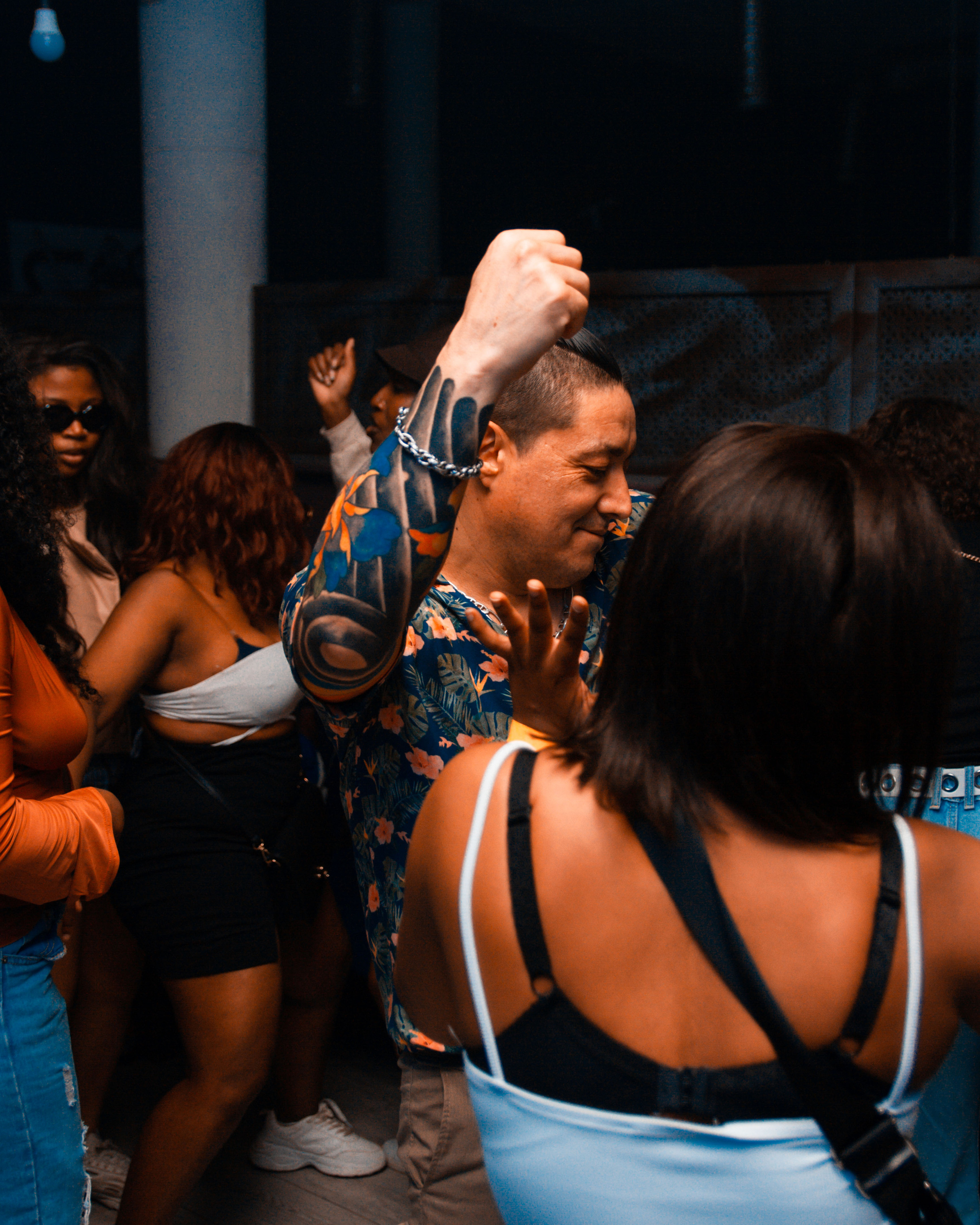 party - girls partying - dj - asrakhan party - Russian party -  Mr re - Mr RE Photography - 