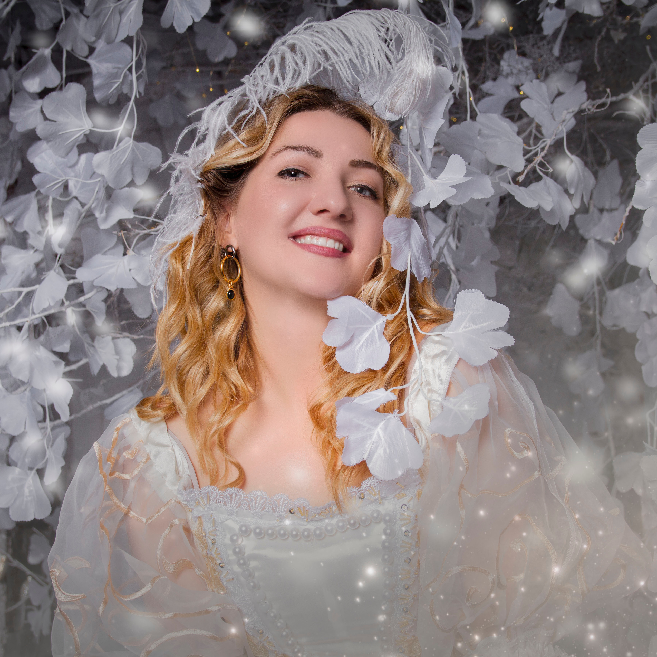 Ladies In black 🖤. Mr RE Photography