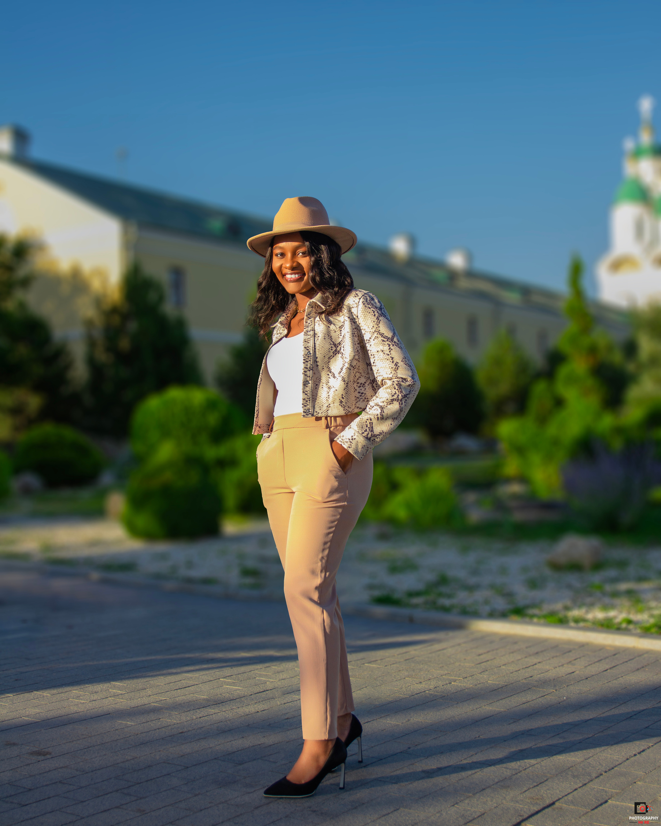 DORCAS Photos. Mr RE Photography