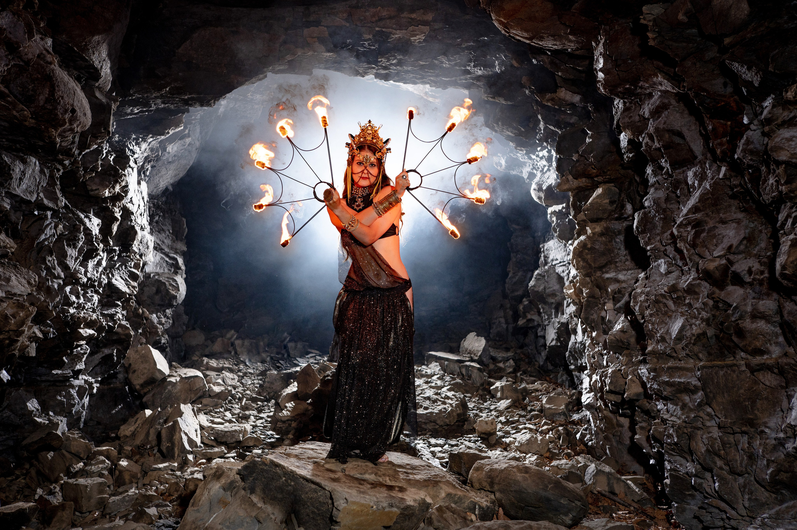 Фотосессии с огнем. Ксения Далишнева — сказочный фотограф во Владивостоке