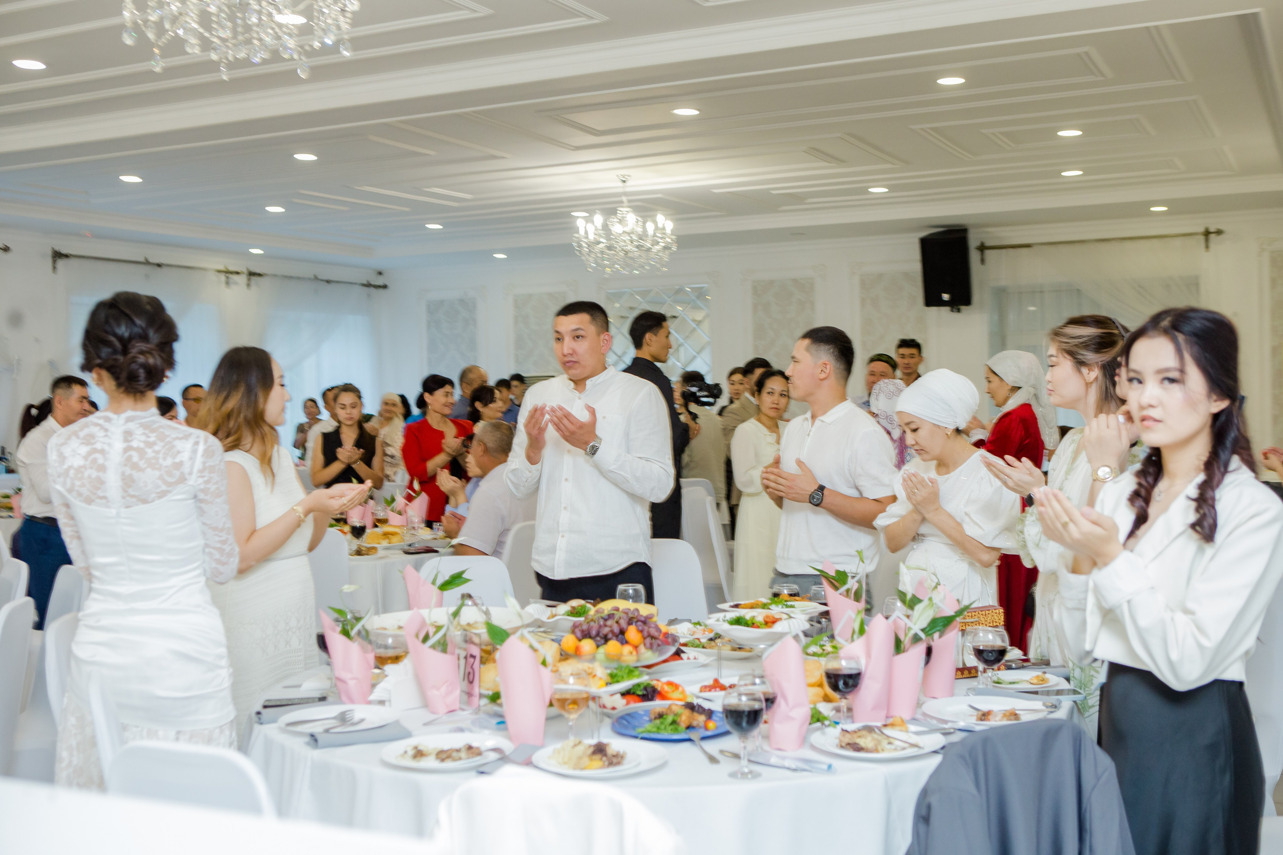 QYZ UZATU ZHADYRA. Свадебный и репортажный фотограф в Астане T.Yertay «Nomad media»