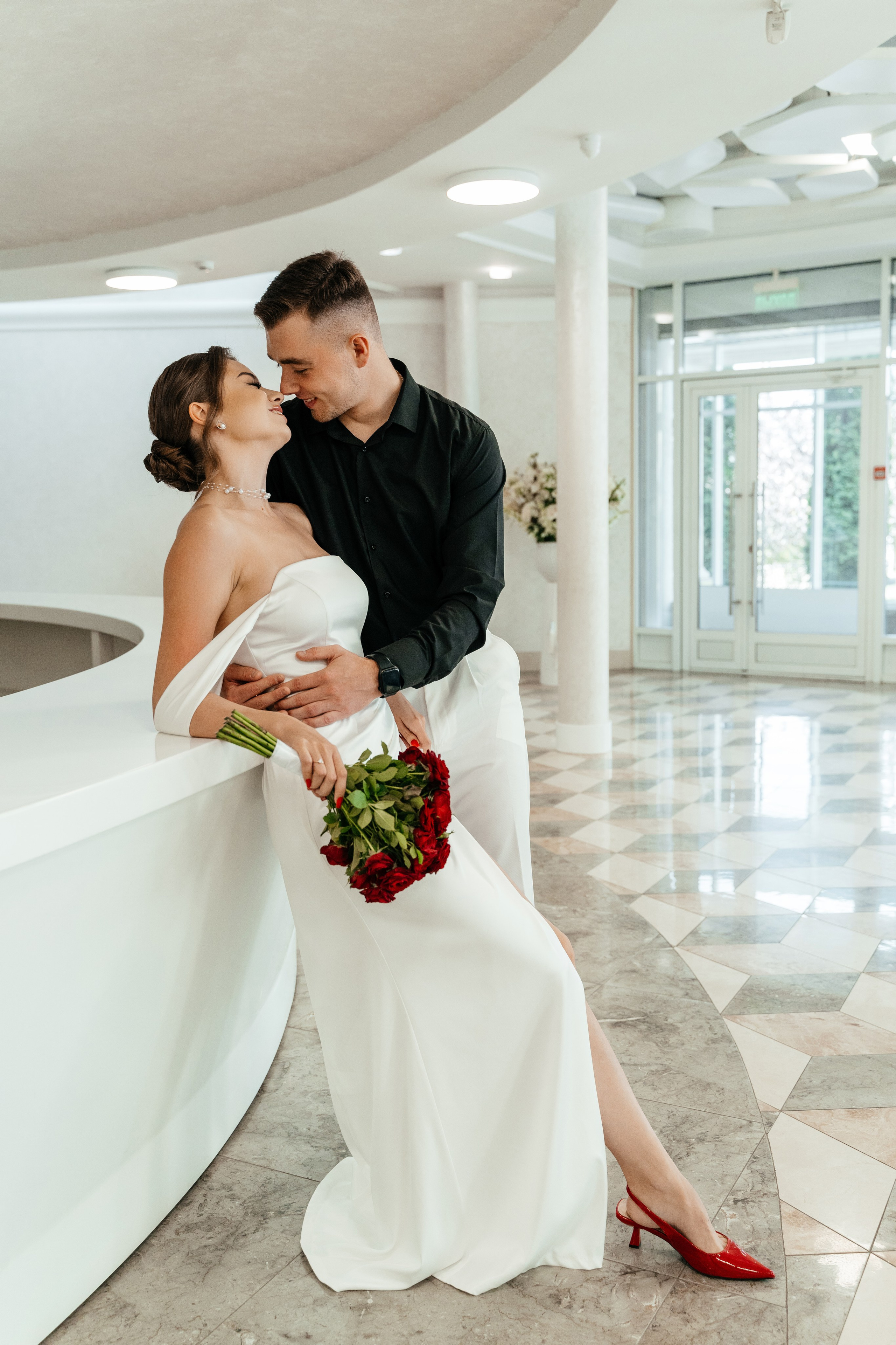 К | В. Свадебный и семейный фотограф в Новосибирске Светлана Варутина