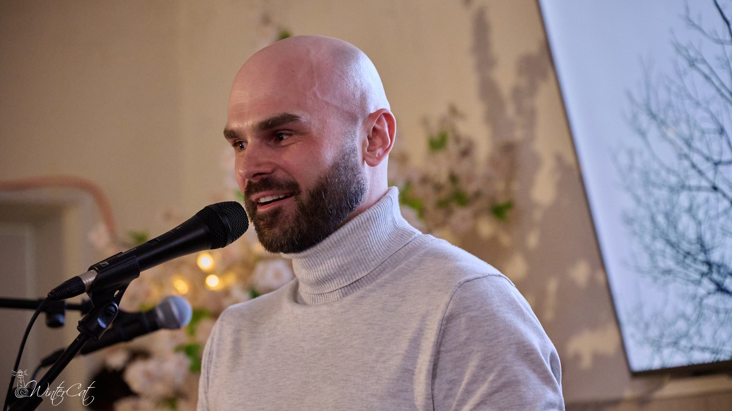 Тёплый Вечер (18.04.26 Чайка). Портретный и репортажный фотограф в Магадане Андрей Нефедов WinterCatPhoto