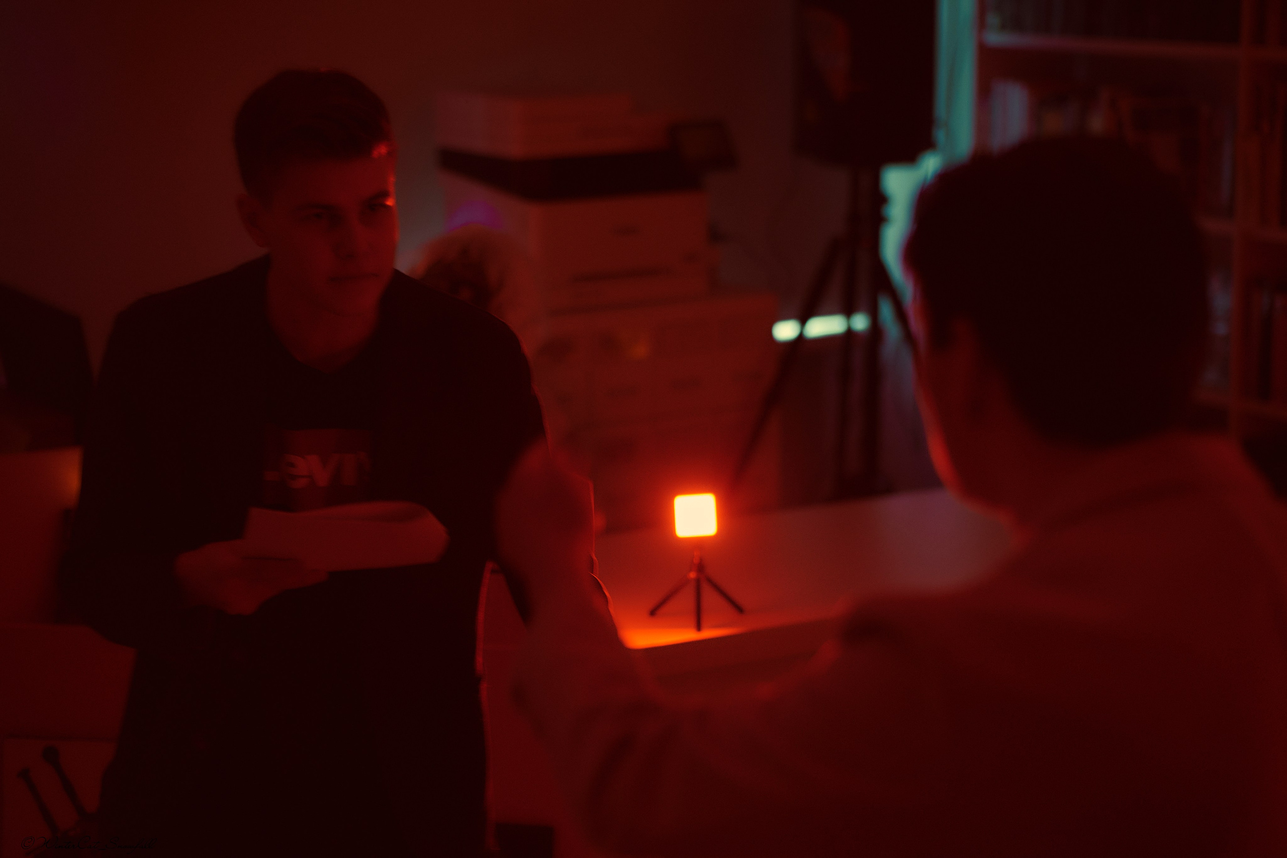 Грань Поэтический вечер. Портретный и репортажный фотограф в Магадане Андрей Нефедов WinterCatPhoto