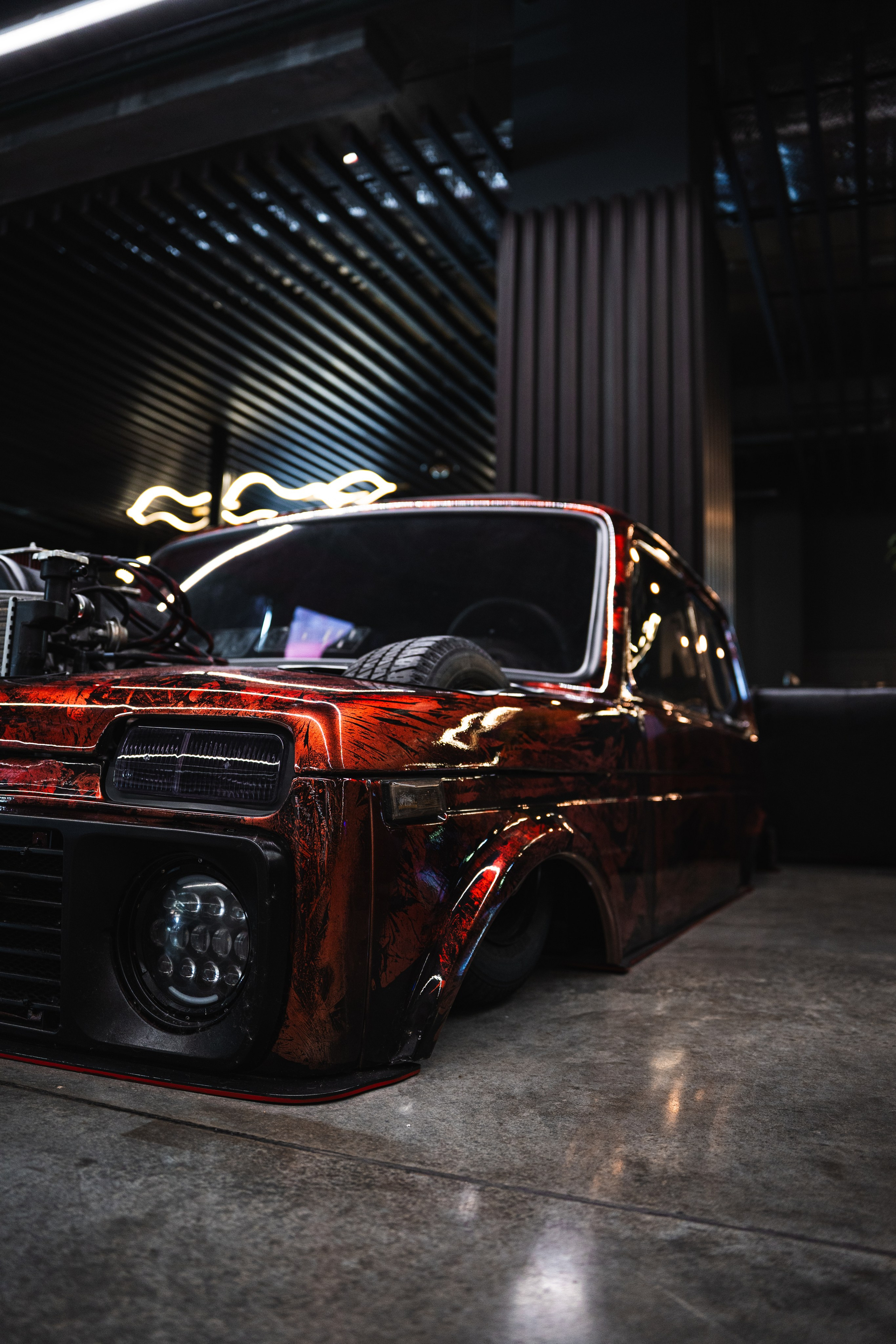 Москва, автосалон Freshauto. 42Studio