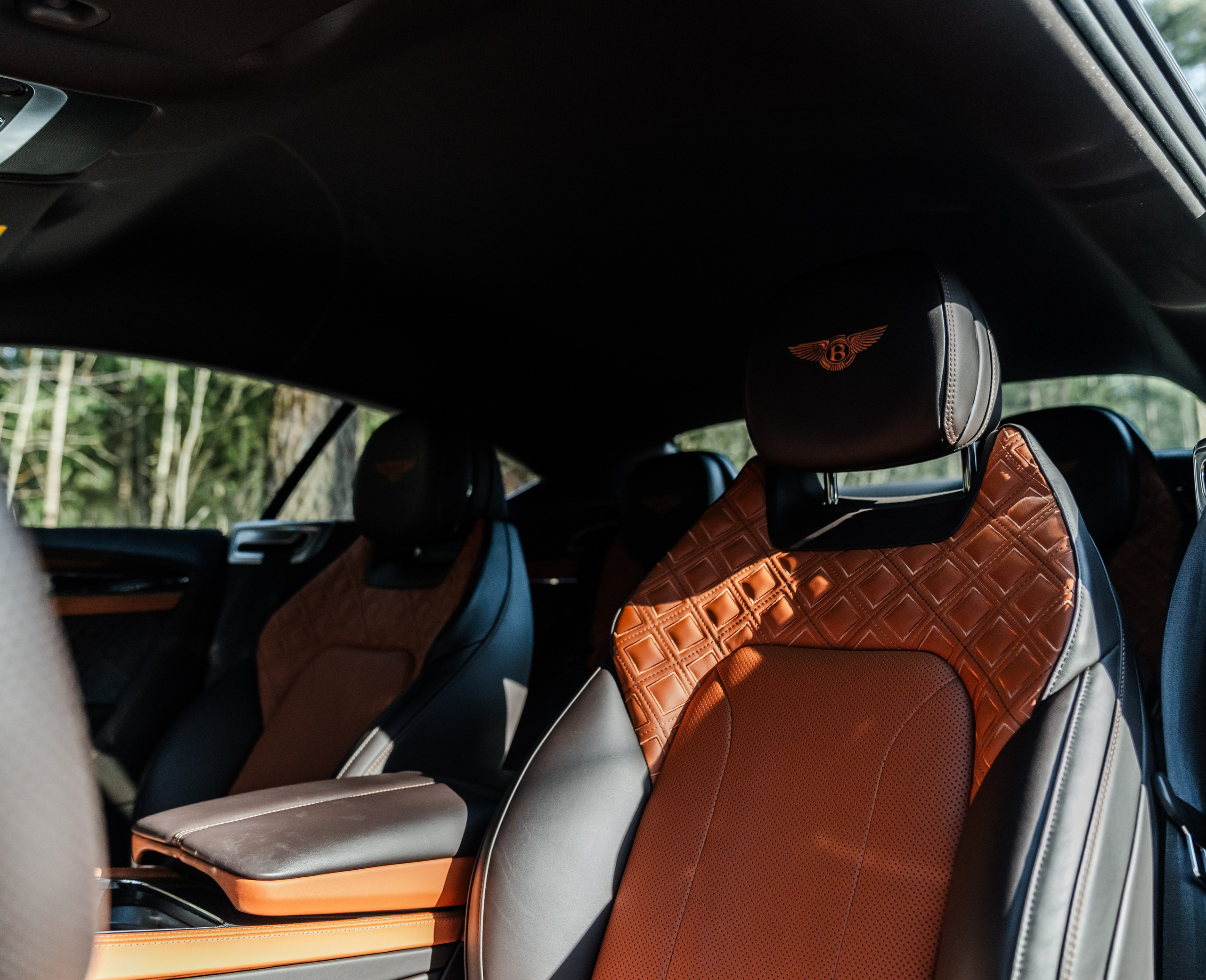 BENTLEY CONTINENTAL. Opasnophoto