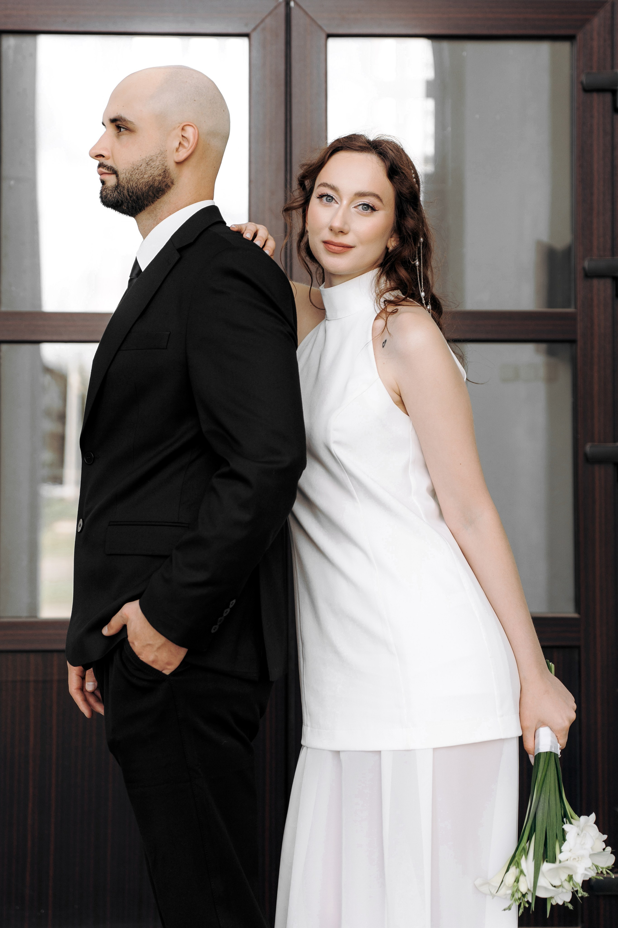 Любовь на фоне старого аэропорта. Ваш семейный фотограф в Минске — Вика Трегубова