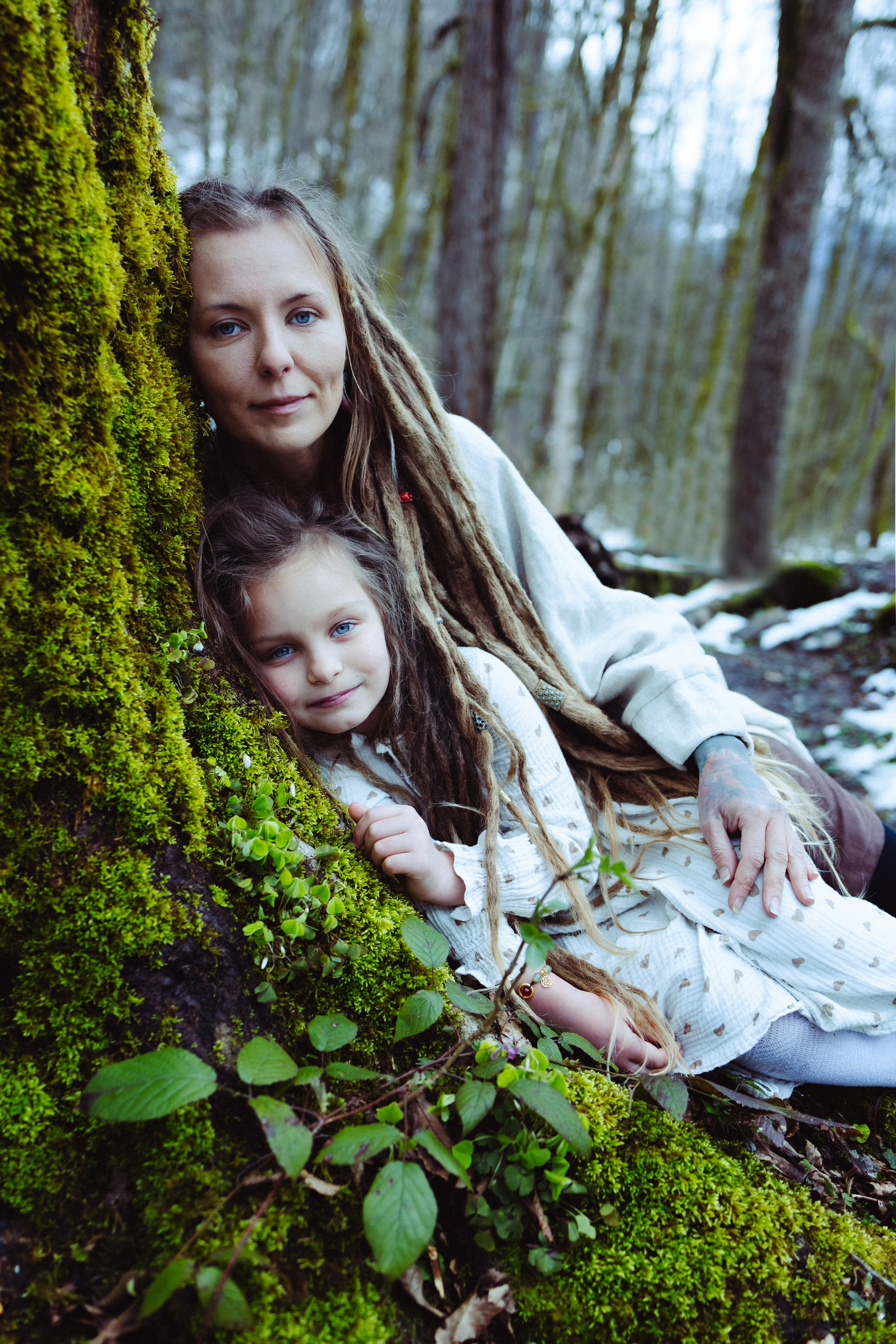 Семейная фотосессия мамы и дочери