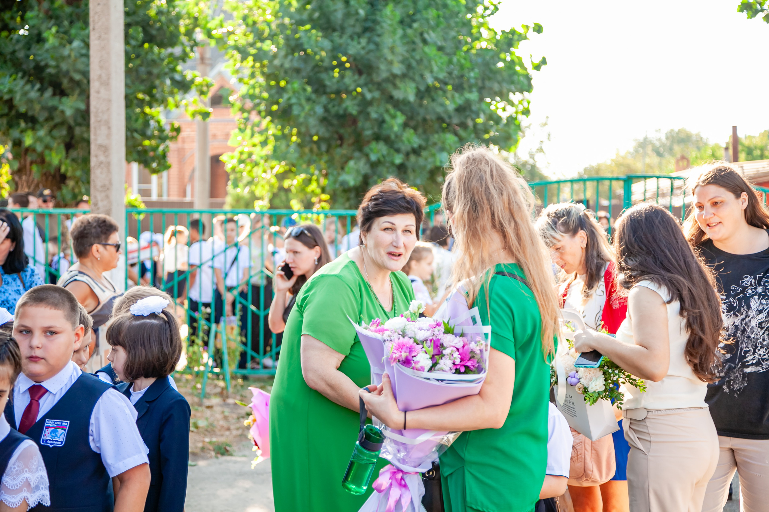 1 сентября линейка. Свадебный и семейный фотограф в Армавире