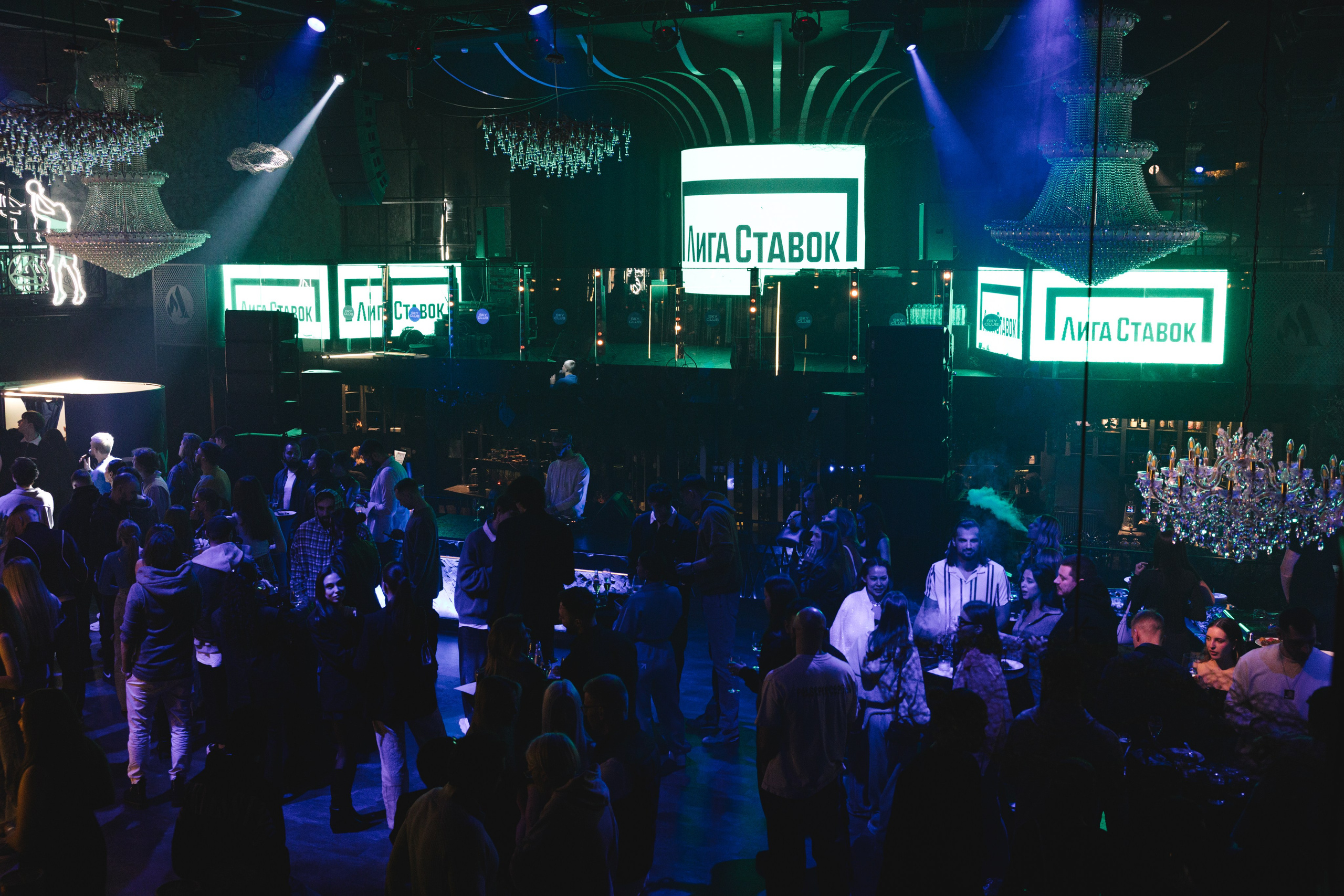 Sky club party by MACAN. Фотограф и контент-maker Диля Голубникова | Москва