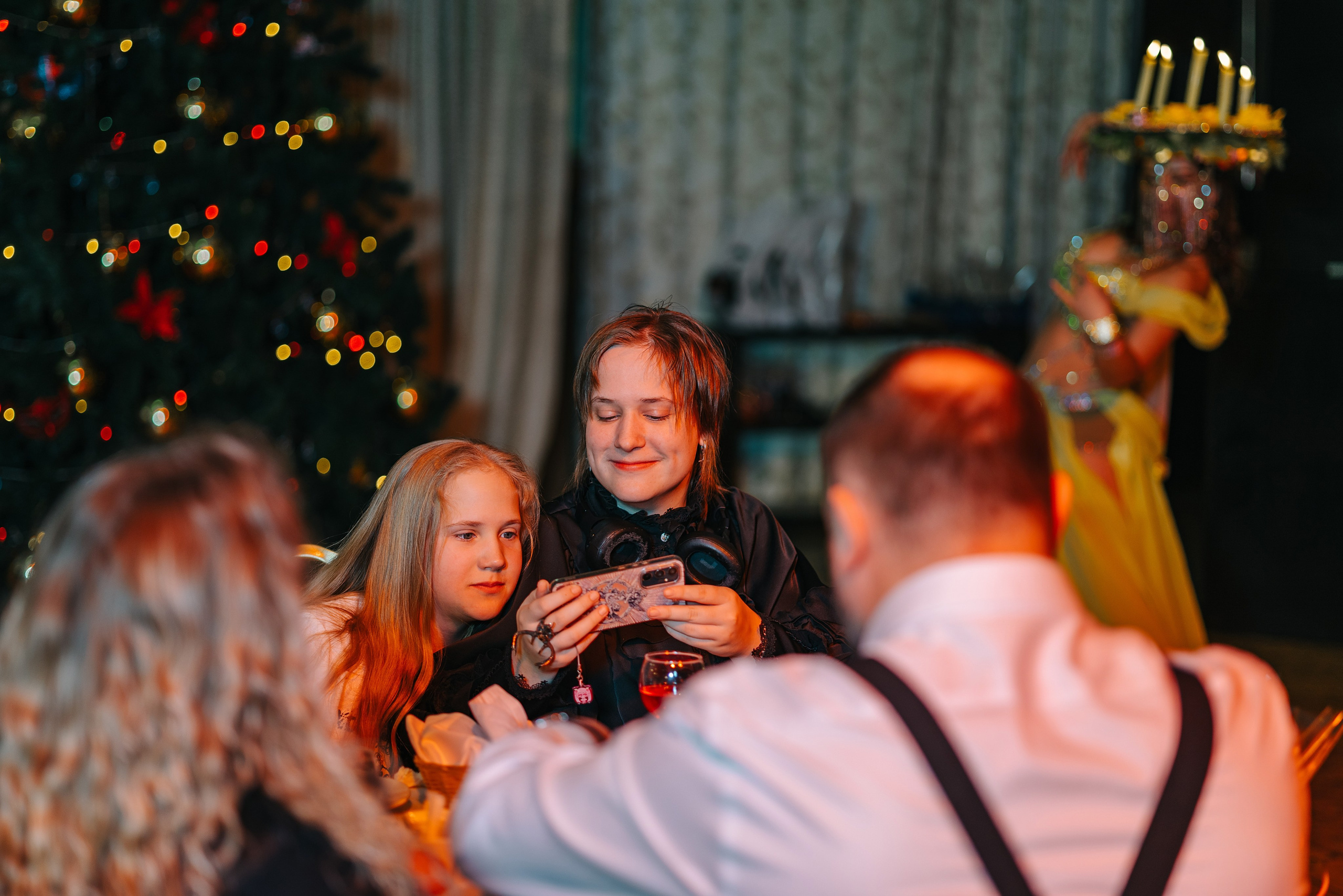 Новый год в «Айвенго» 2026. Александр Антонов. Профессиональный свадебный, репортажный фотограф в Москве, Подольске. Фото+Видео на любой праздник