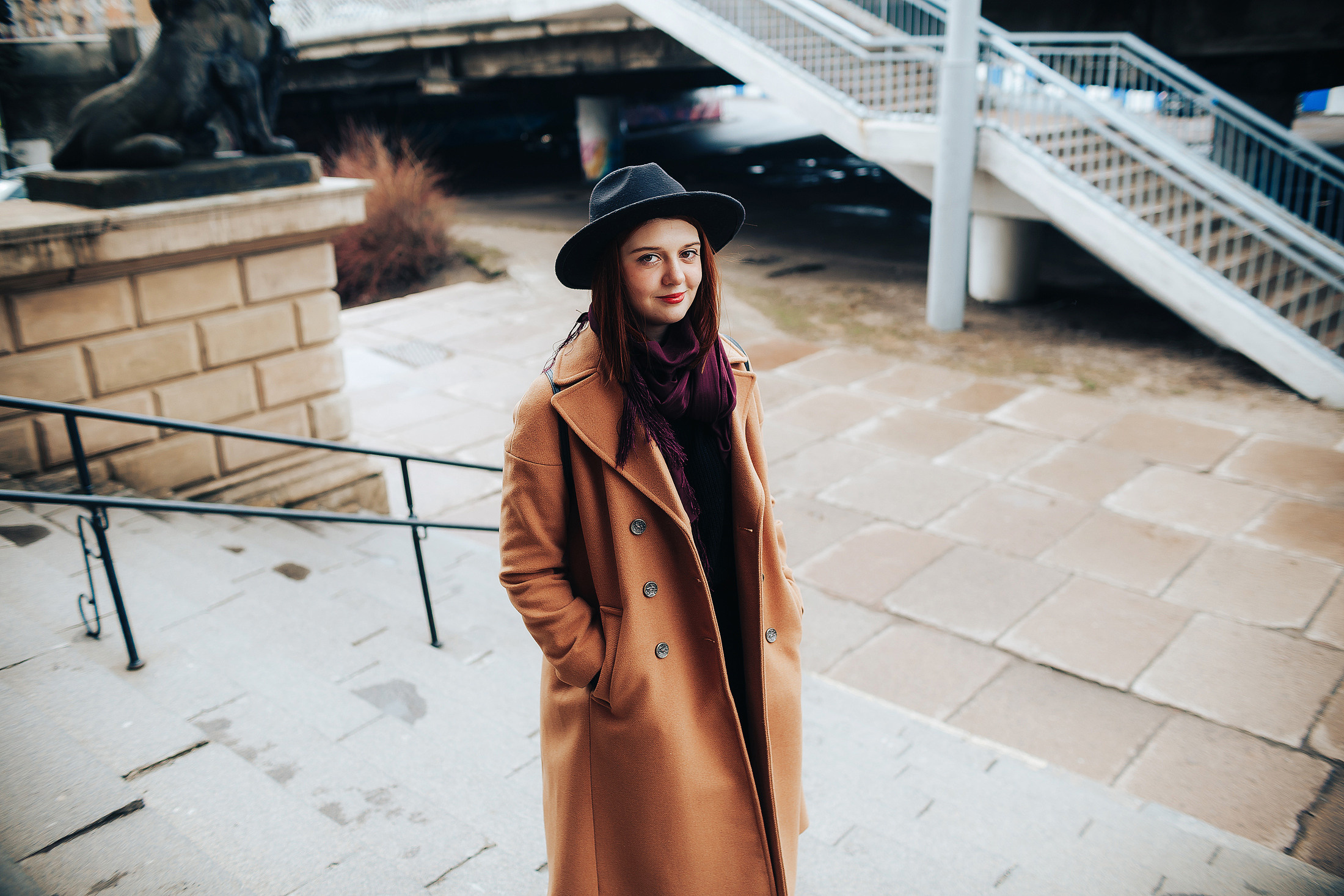 Уличная фотосессия в центре Калининграда | Профессиональный фотограф. Фотосъемка и видеосъемка в Калининграде Liveemotion.pro