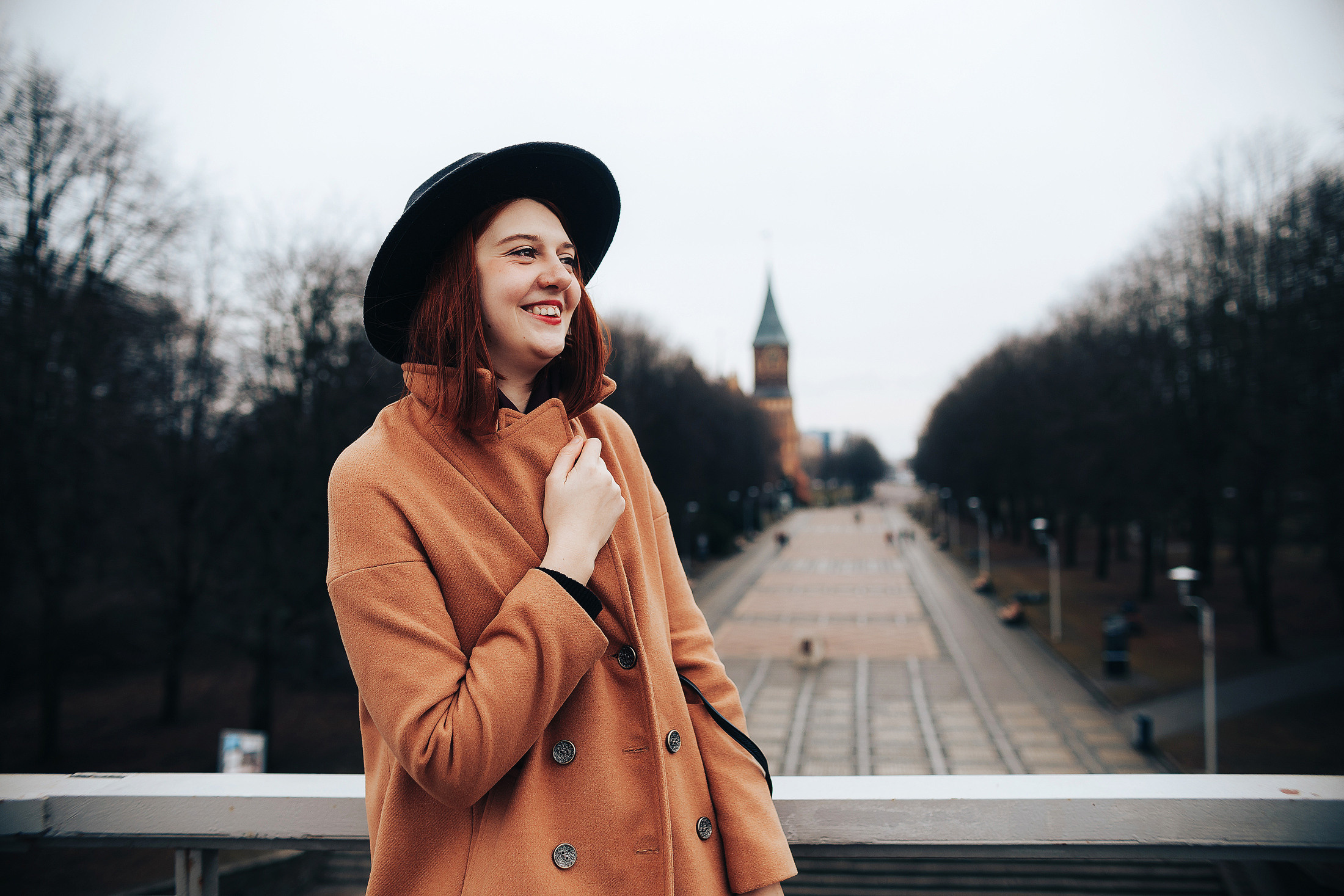 Уличная фотосессия в центре Калининграда | Профессиональный фотограф. Фотосъемка и видеосъемка в Калининграде Liveemotion.pro